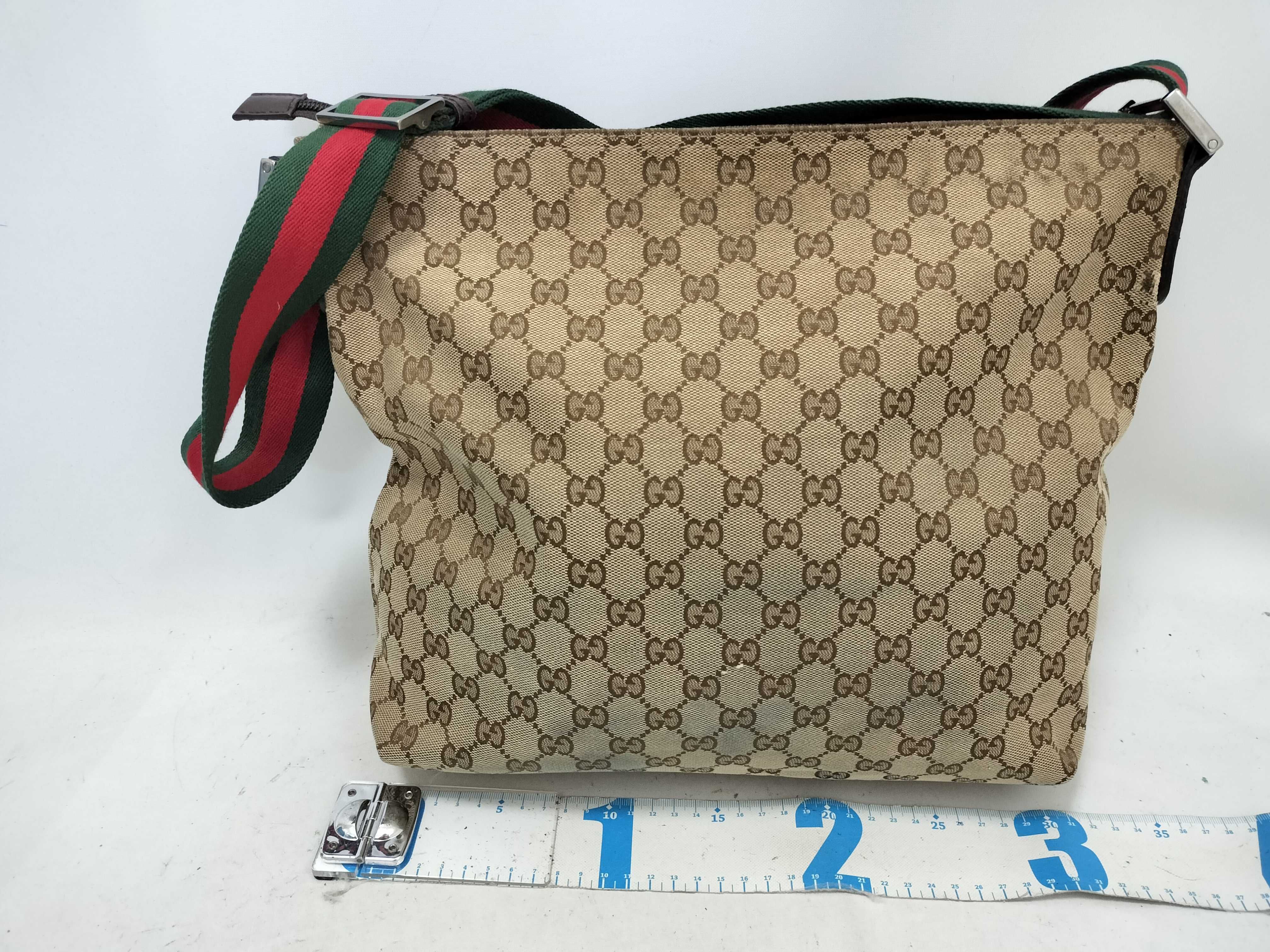 GG Canvas Shoulder Bag, GG Canvas Sherry Shoulder Bag — view 2