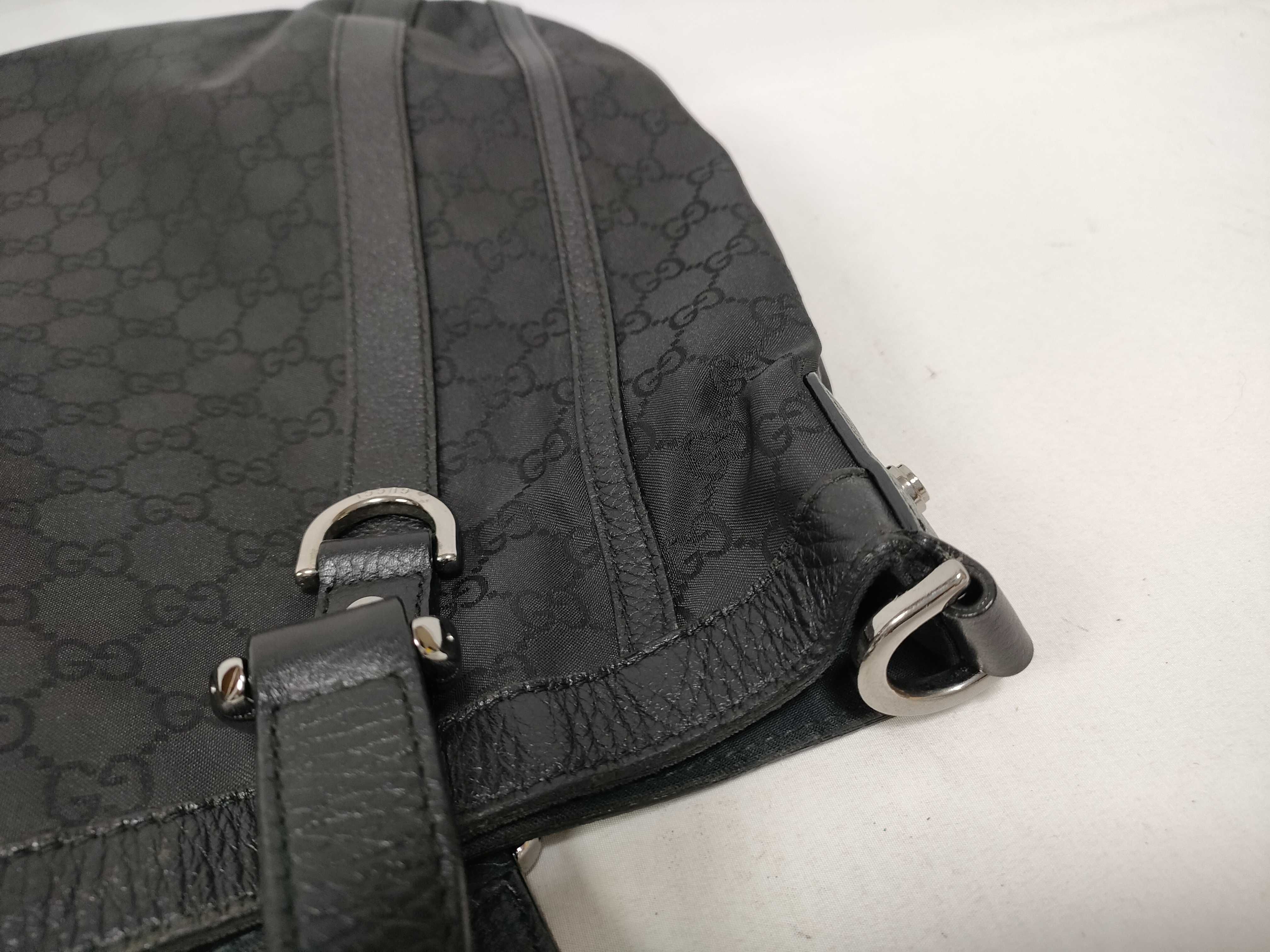 Black GG Canvas Vintage Pumpkin Large Handbag with Shoulder Strap — view 11