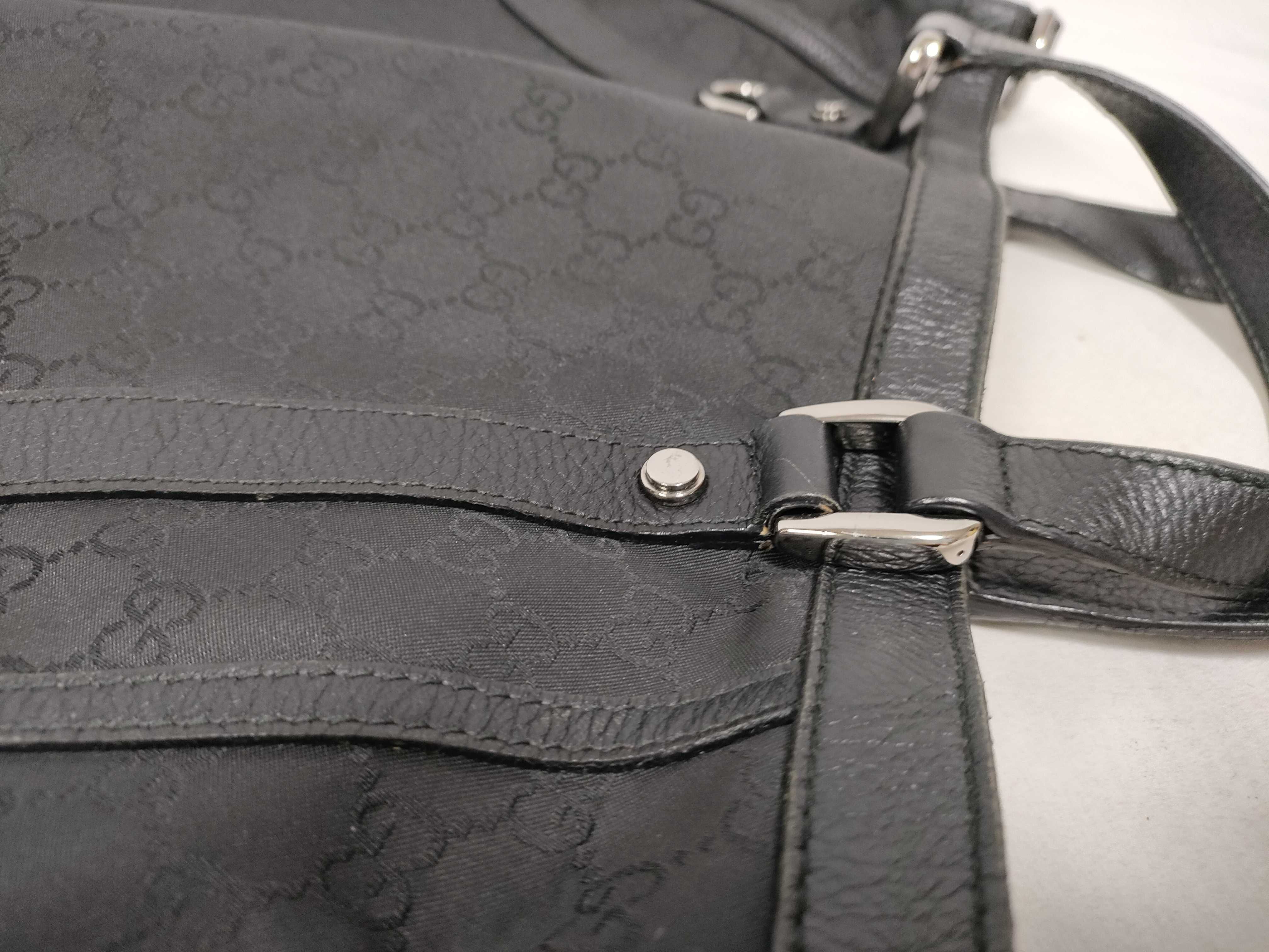 Black GG Canvas Vintage Pumpkin Large Handbag with Shoulder Strap — view 7
