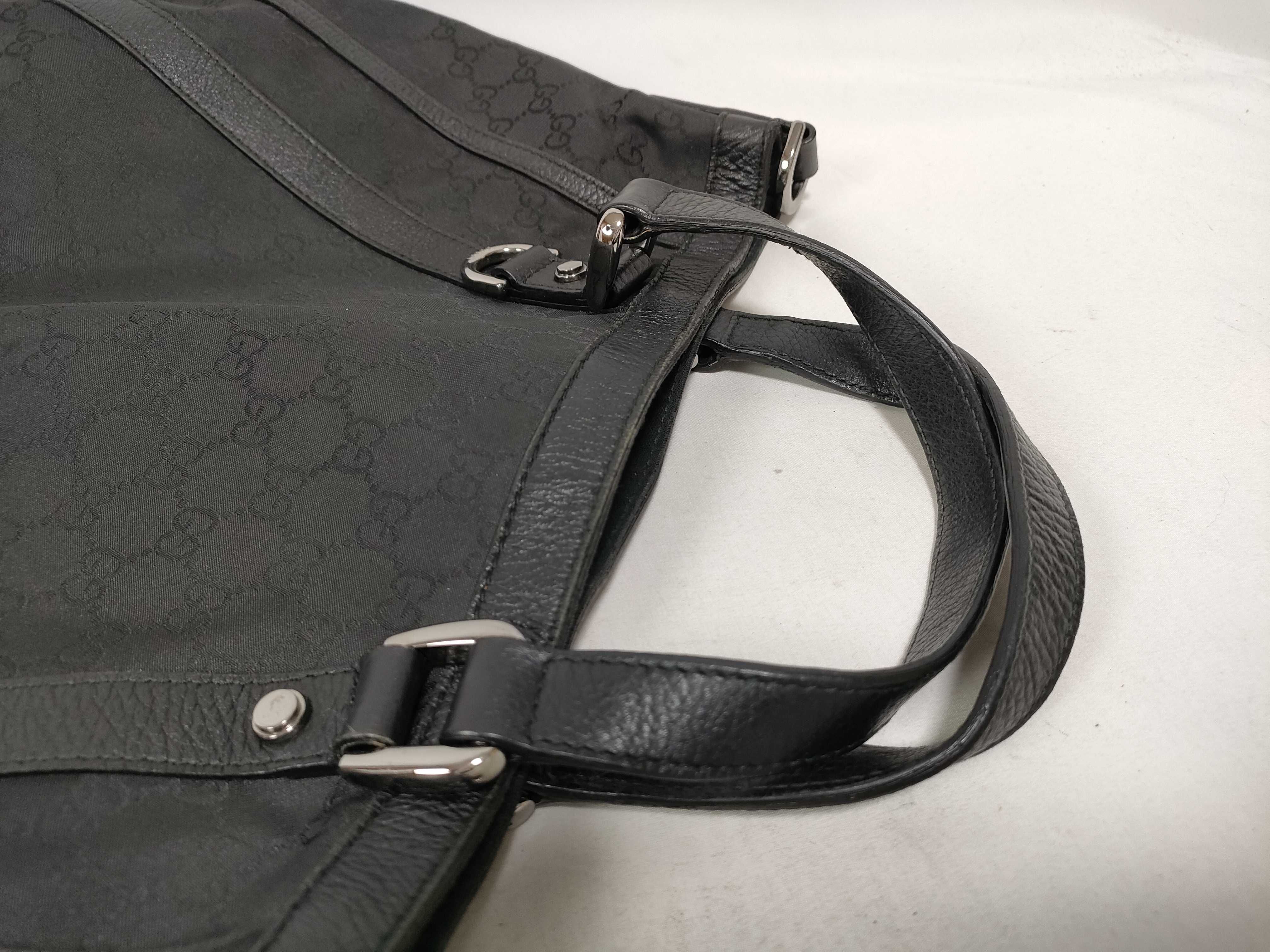 Black GG Canvas Vintage Pumpkin Large Handbag with Shoulder Strap — view 9