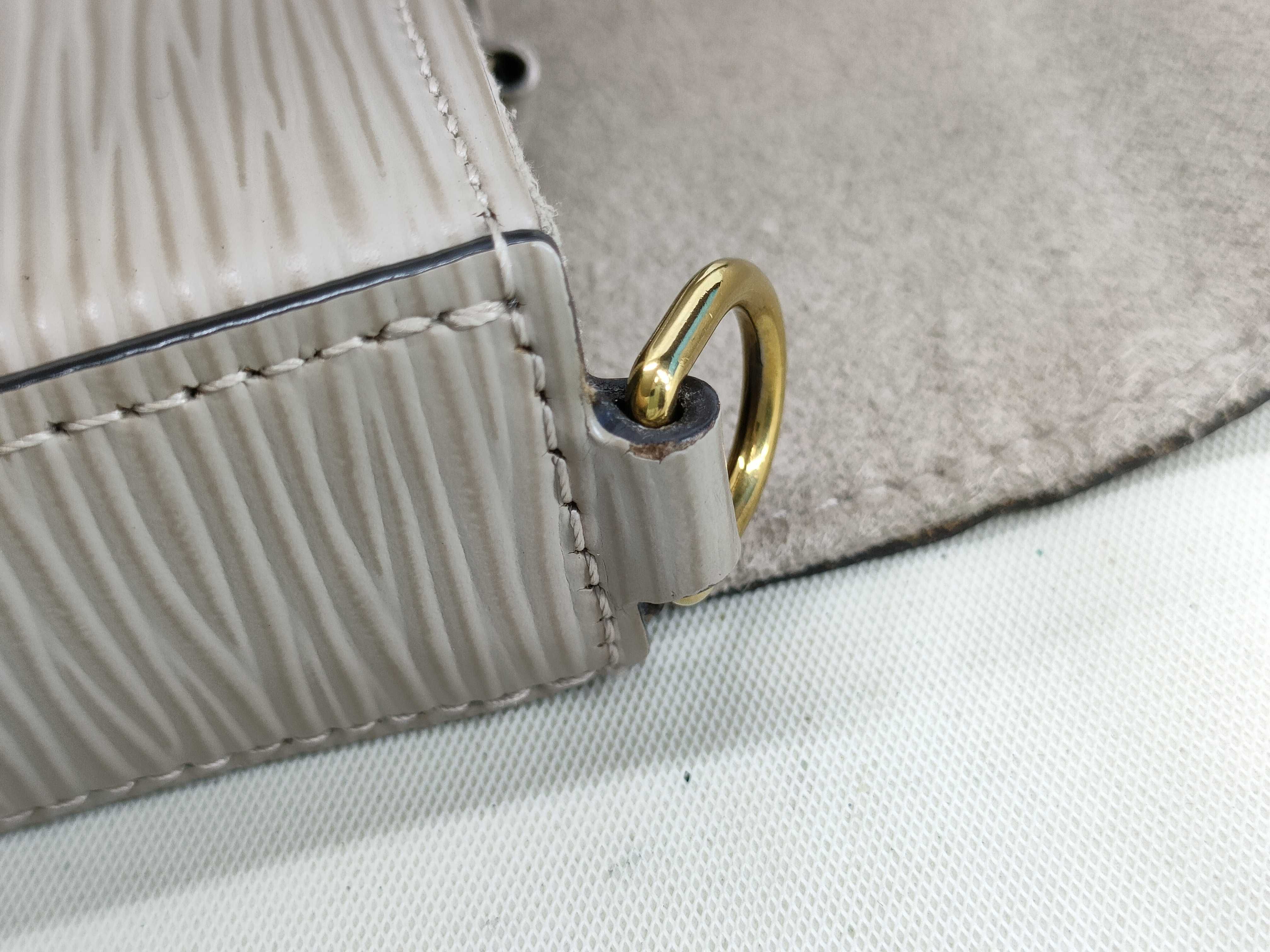 Epi Leather Pochette Felicie Galet M68758 TJ026 Shoulder Bag — view 7