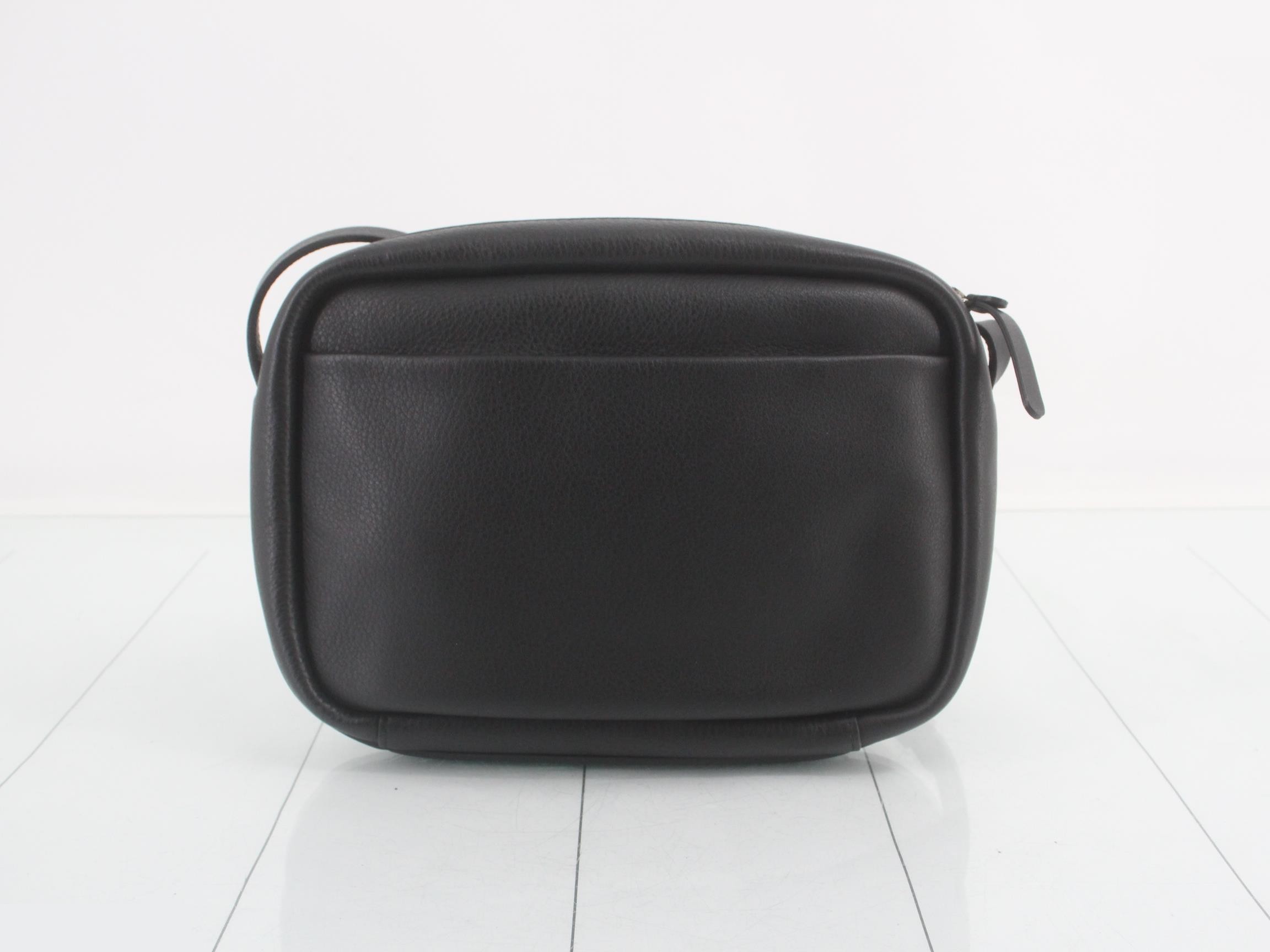 Camera bag — view 2