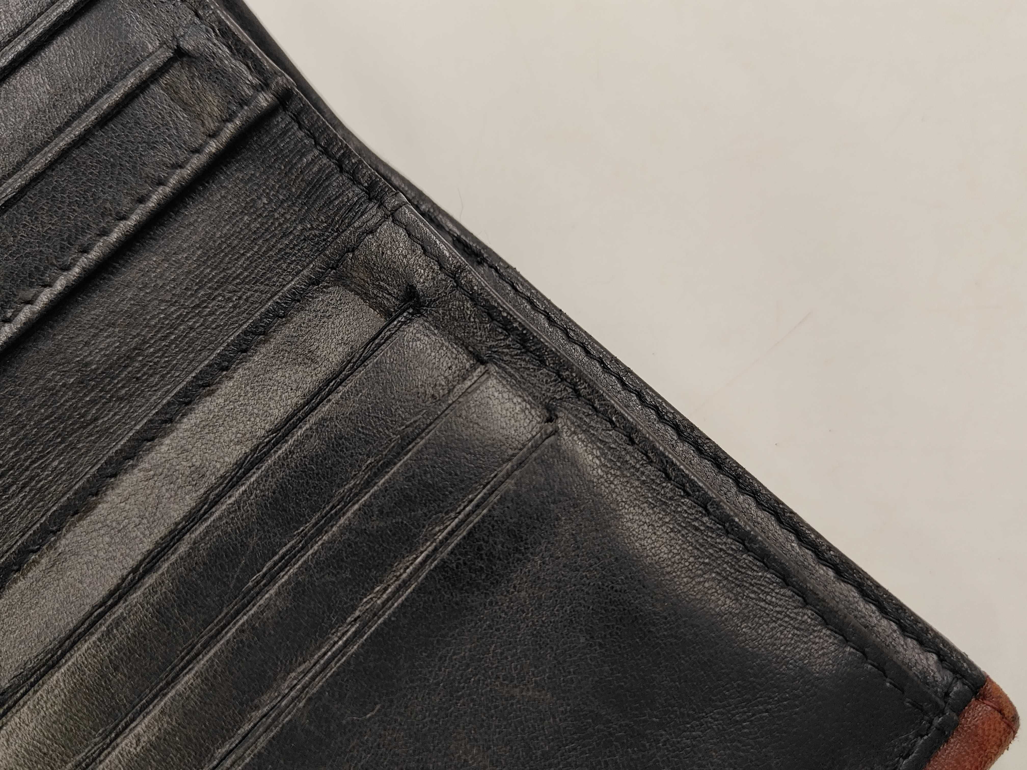 Matelassé Tri-fold Wallet, with original seal, serial number in the 13 range. — view 14