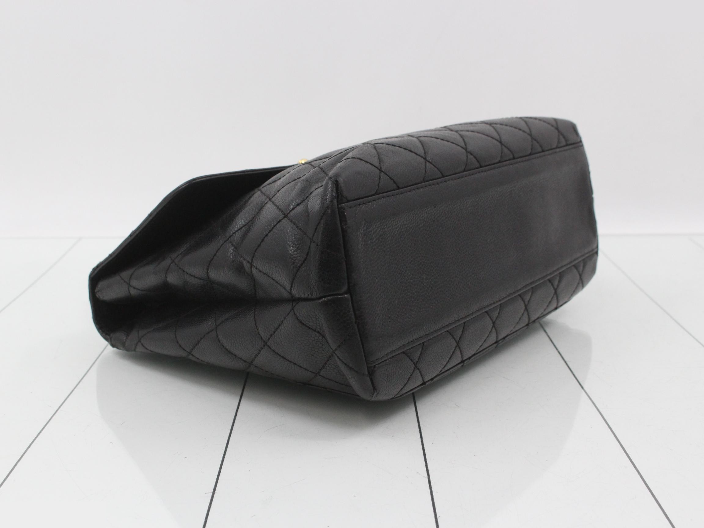 Caviar leather handbag with Coco Mark — view 5