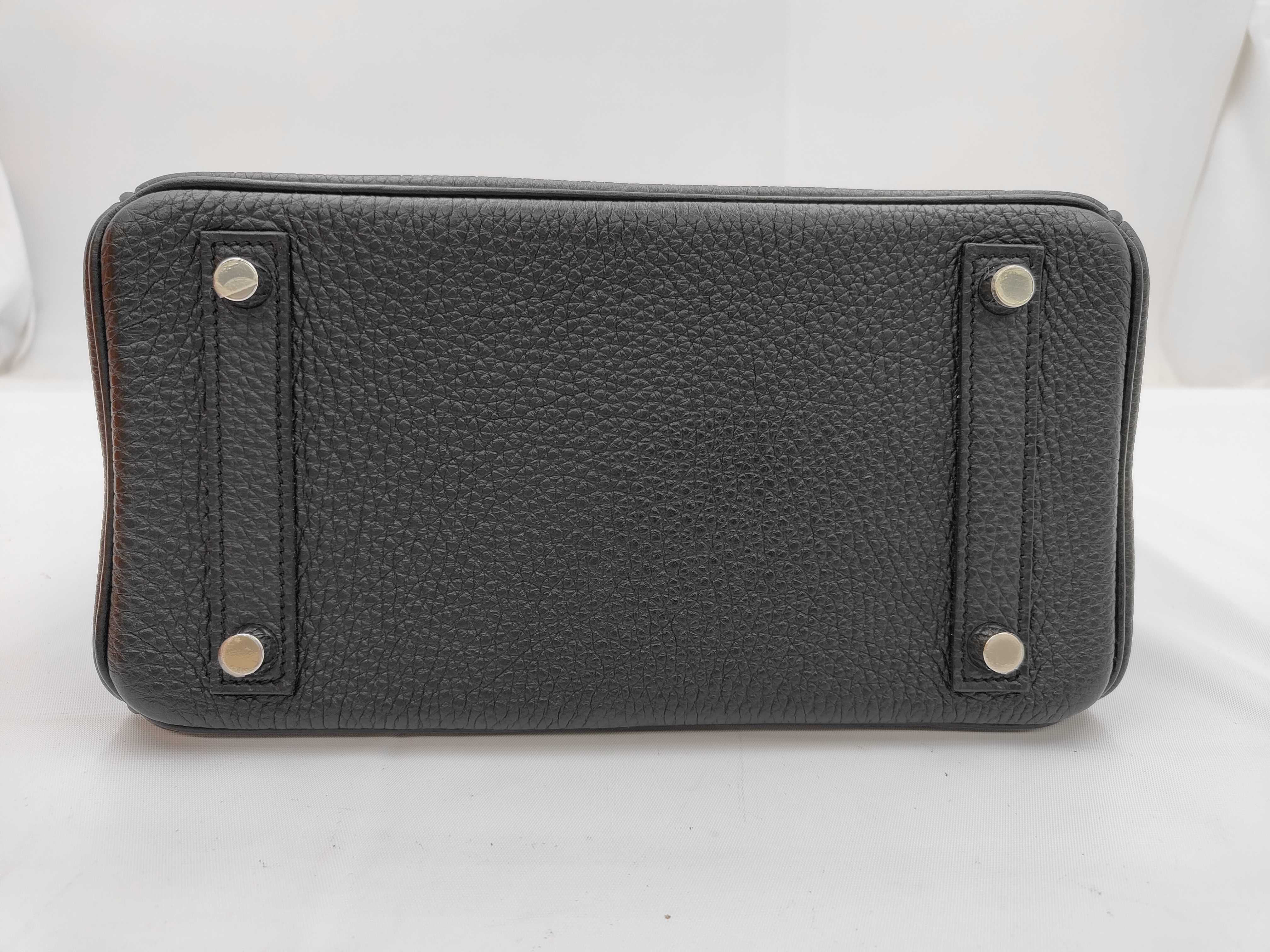 Birkin 25 Togo Black Silver Hardware O Stamp Handbag — view 5