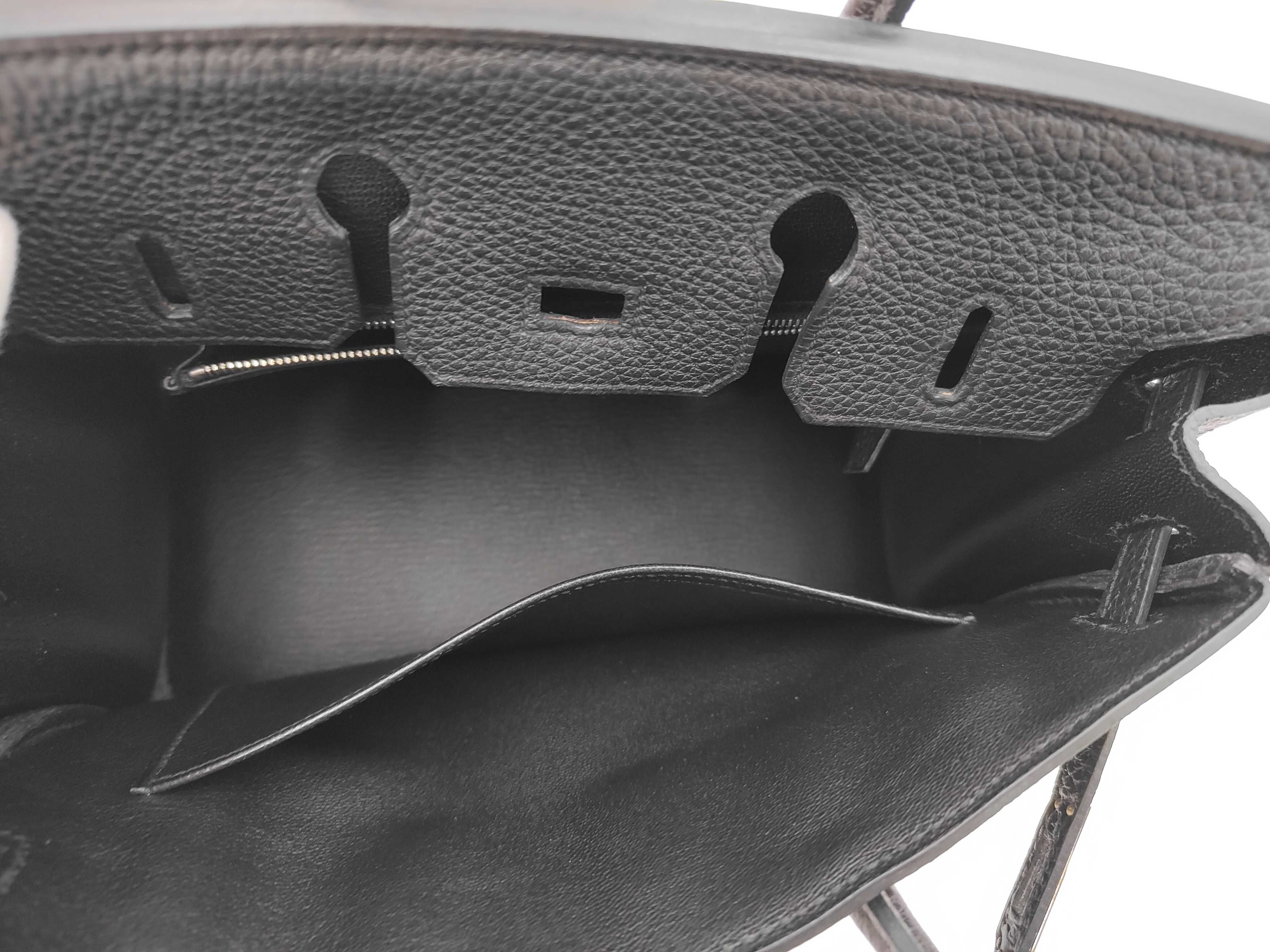 Birkin 25 Togo Black Silver Hardware O Stamp Handbag — view 9