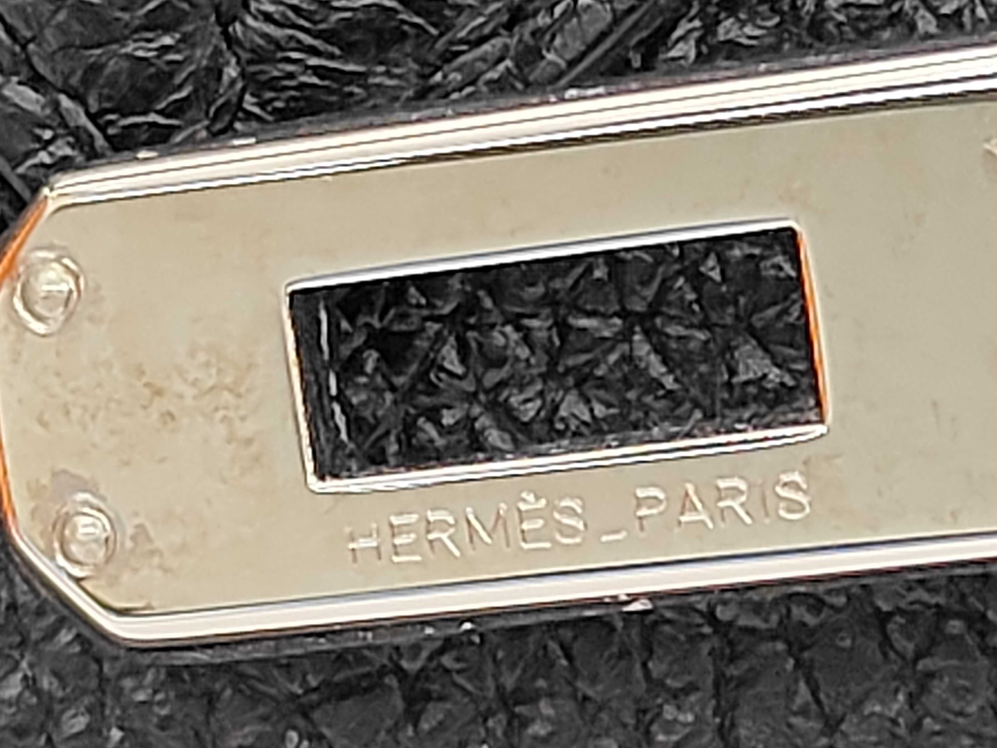Birkin 25 Togo Black Silver Hardware O Stamp Handbag — view 10