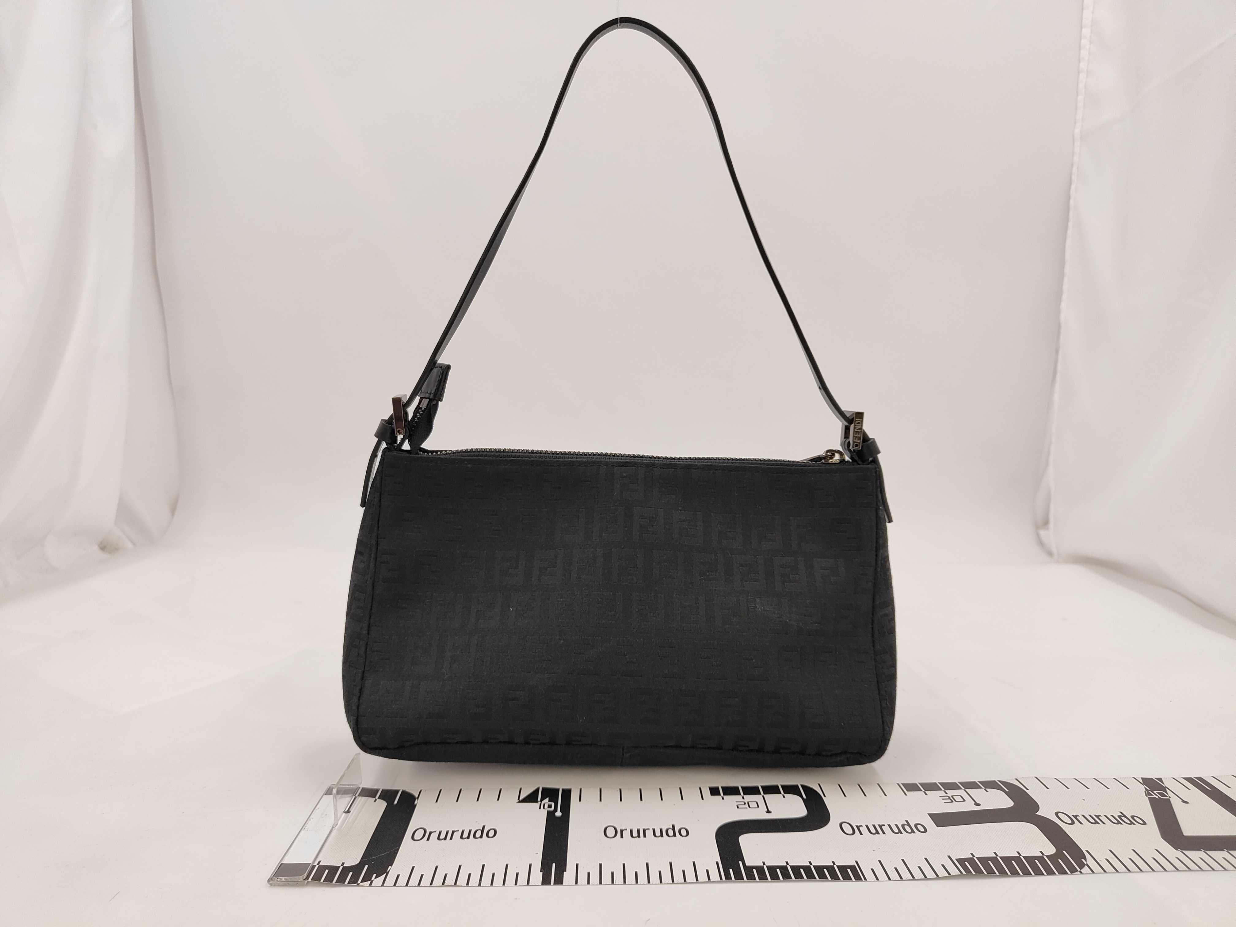 Zucchino Shoulder Bag, Black — view 2