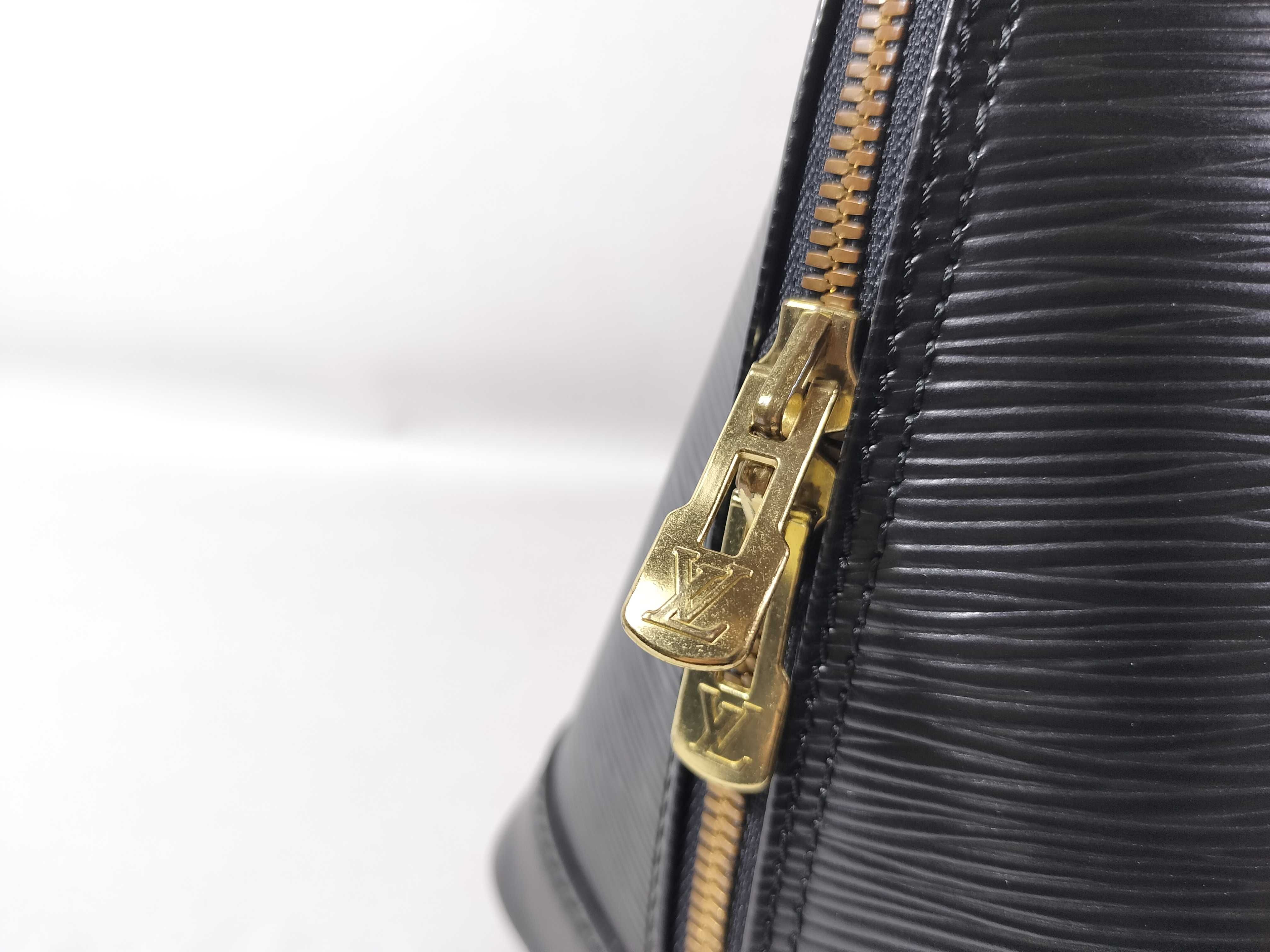 Monogram Louis Vuitton Alma Handbag Epi M52142 Handbag — view 8