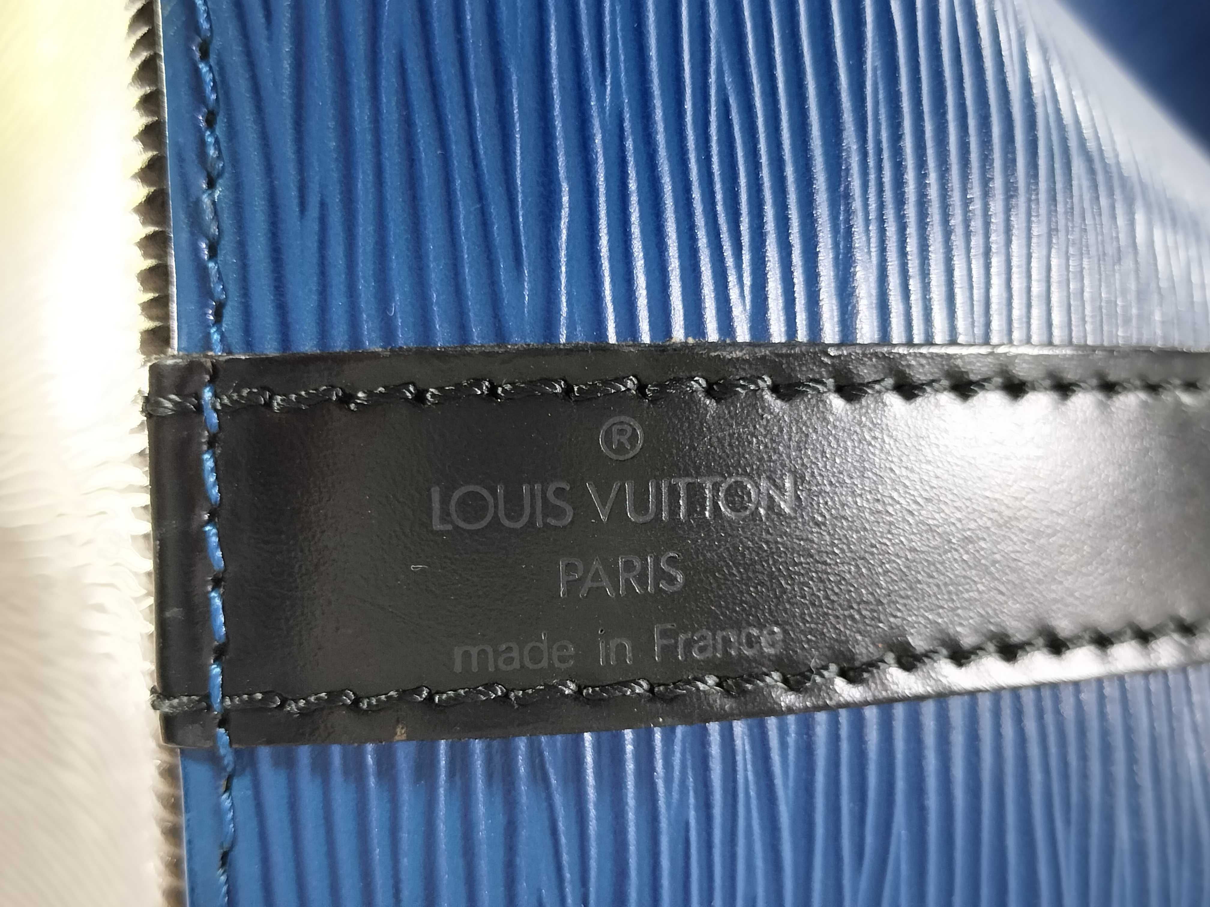 Epi M44152 Petit Noé Bicolor Shoulder Bag — view 5
