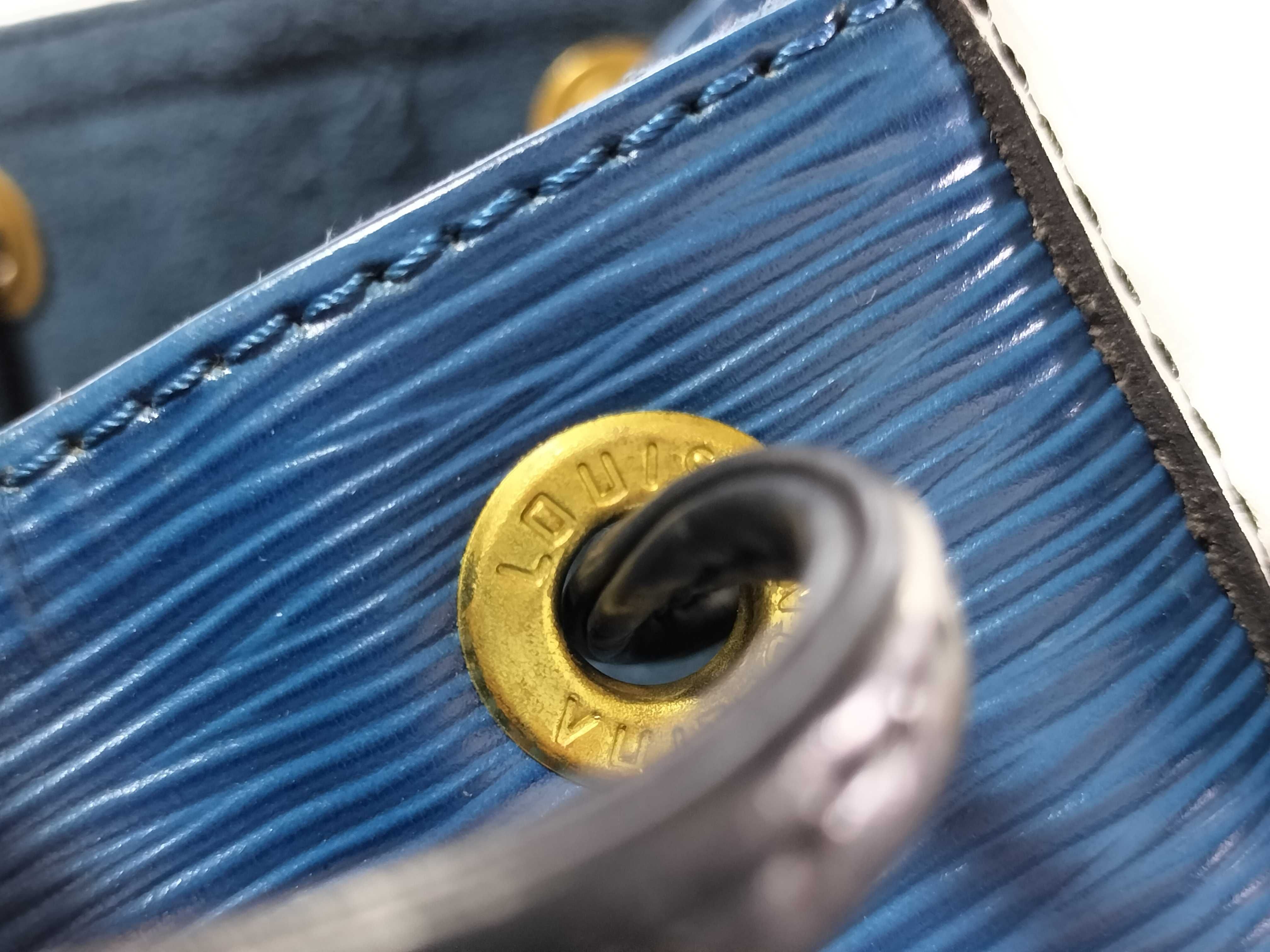 Epi M44152 Petit Noé Bicolor Shoulder Bag — view 10
