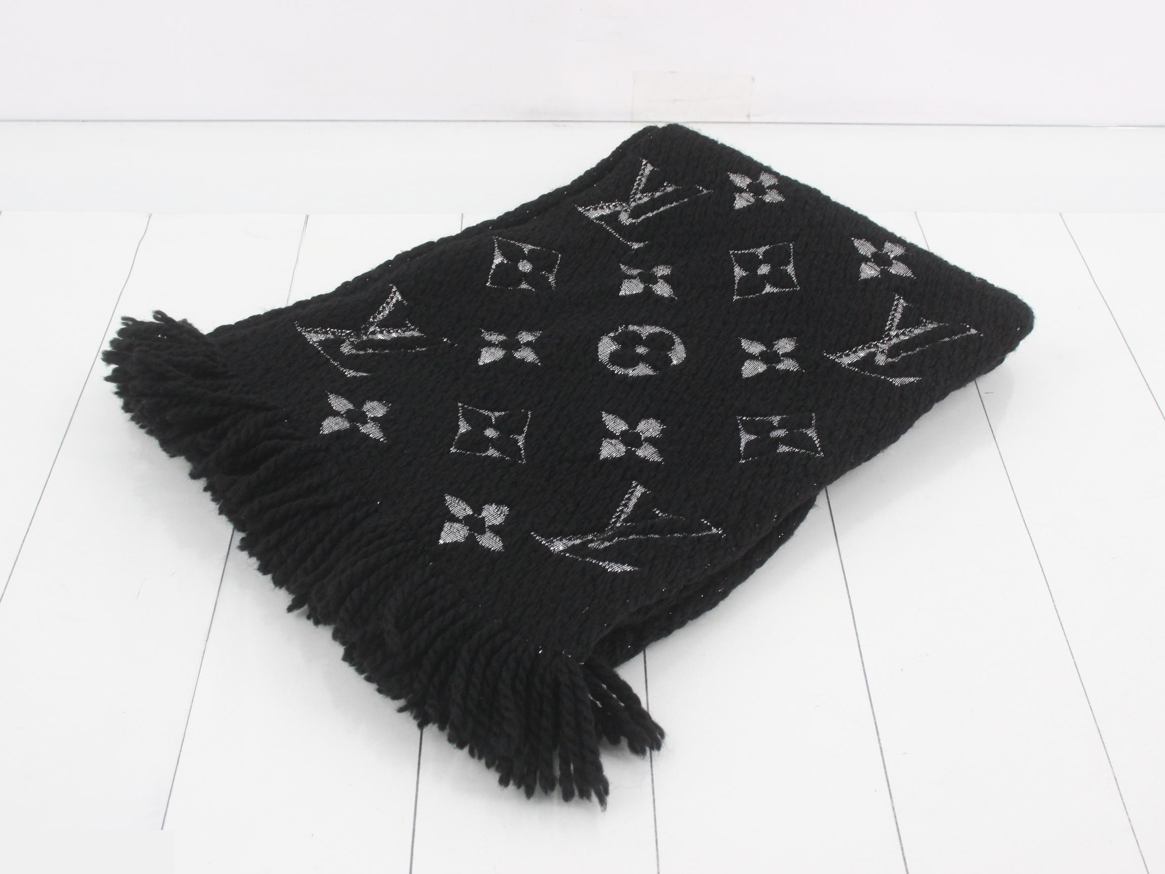 Logo Mania Long Scarf, with domestic tag, Black x Silver