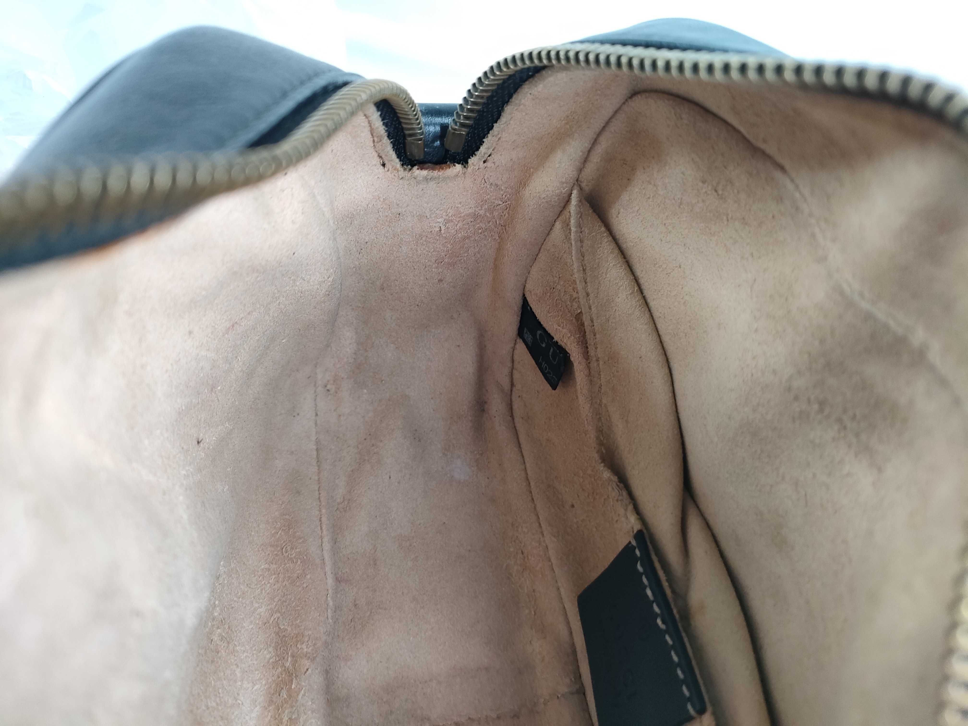 GG Marmont Matelasse Mini Crossbody Bag (Shoulder Bag) — view 11