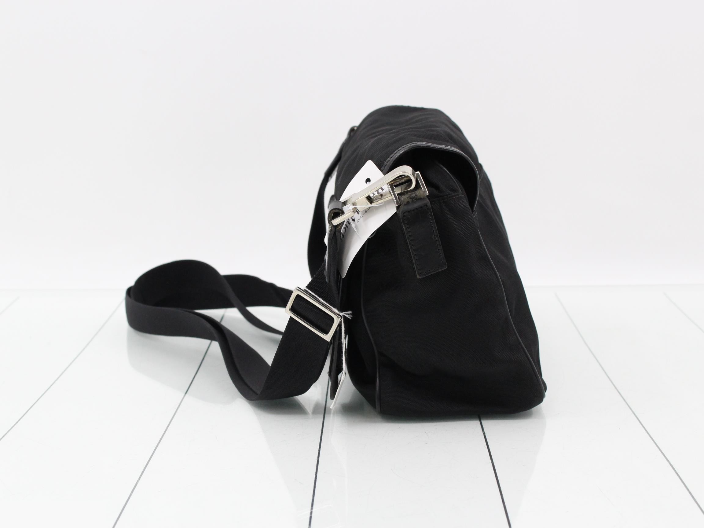 Shoulder bag — view 3