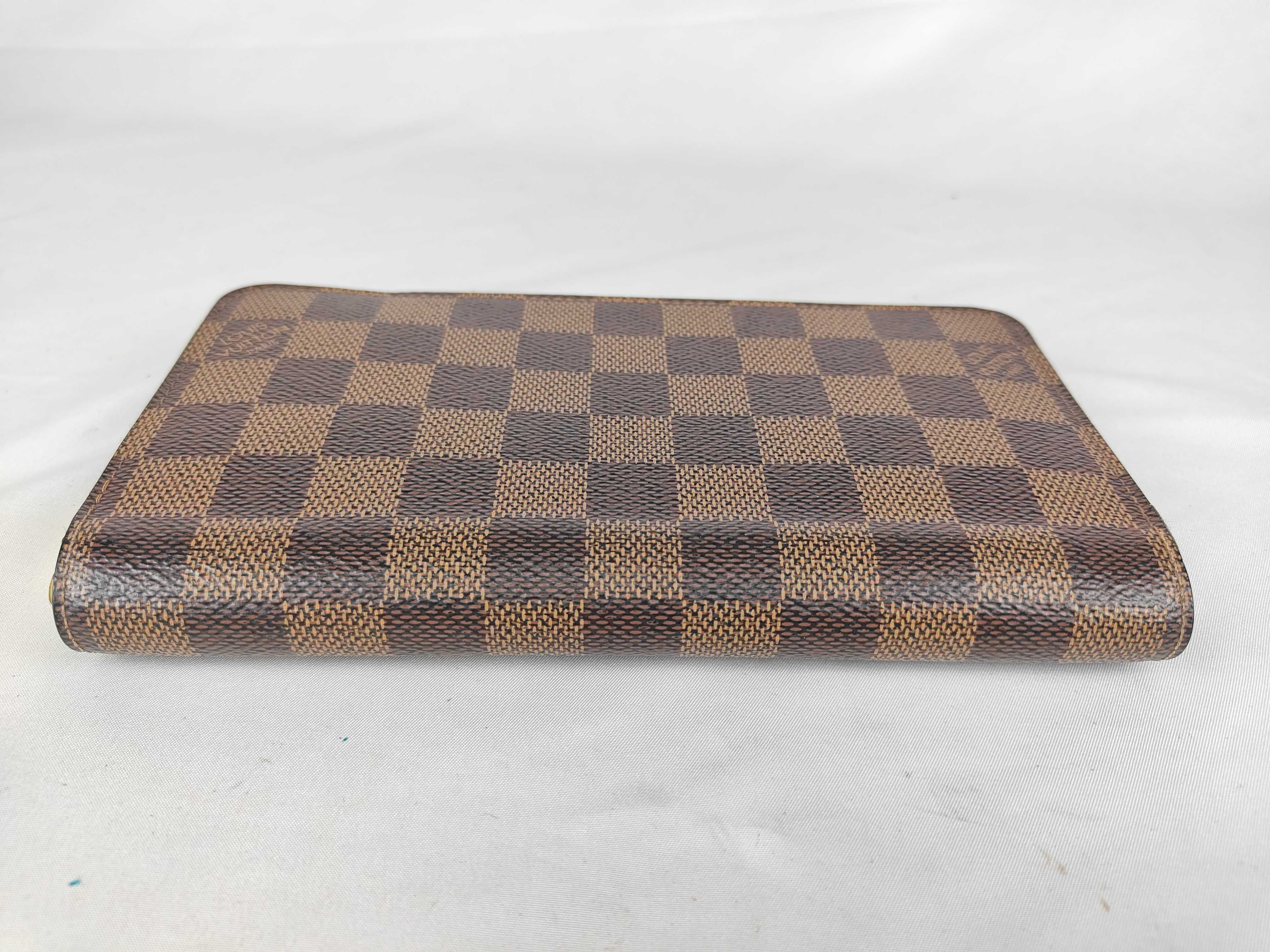 Damier N60015 Damier Round Zip Wallet — view 3