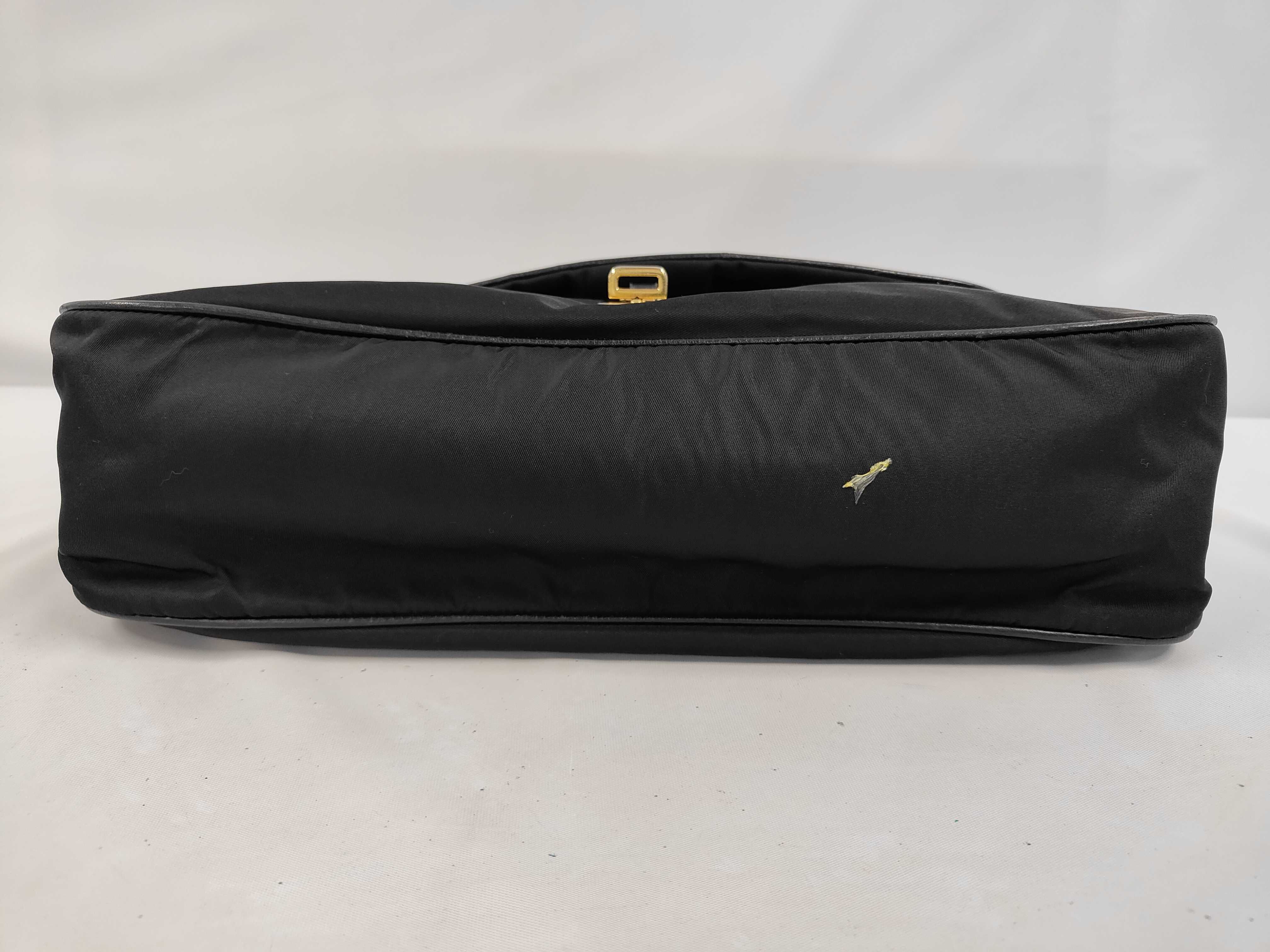 One-Shoulder Bag, Turnlock Closure, Nylon, Black Shoulder Bag — view 3