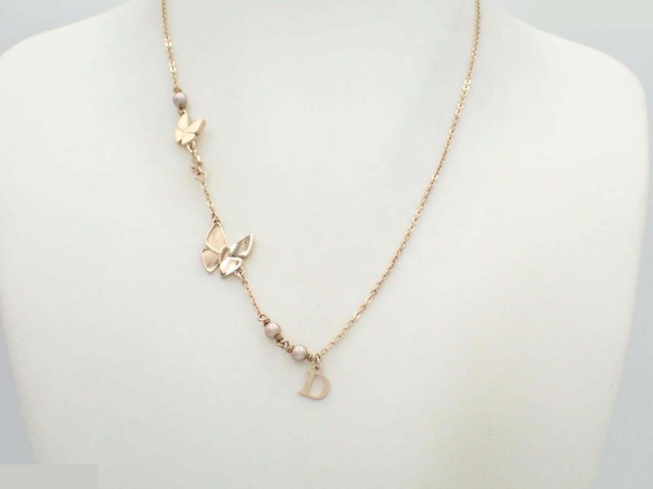 butterfly necklace, gold, chain approximately 42cm — view 3