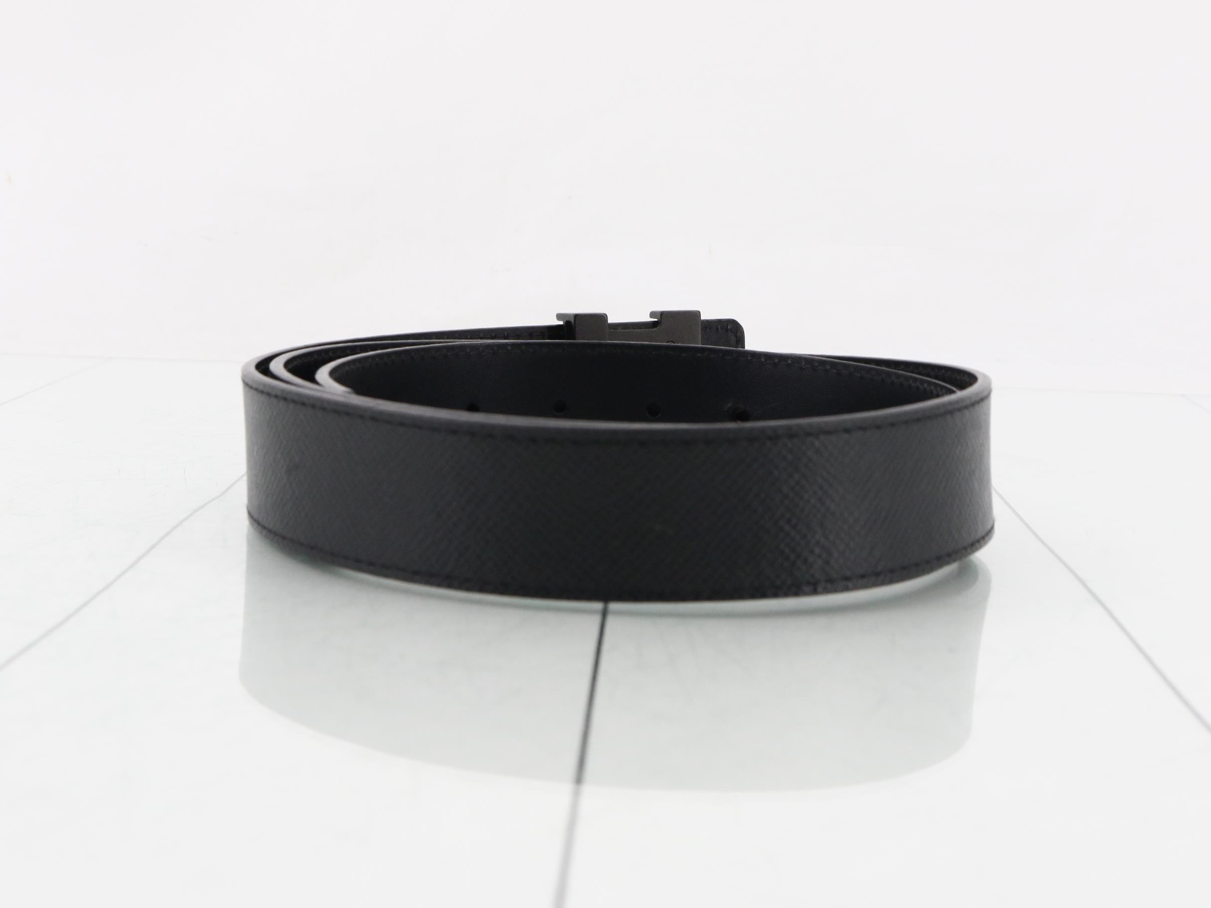 Taiga Ceinture LV Initial Black — view 2