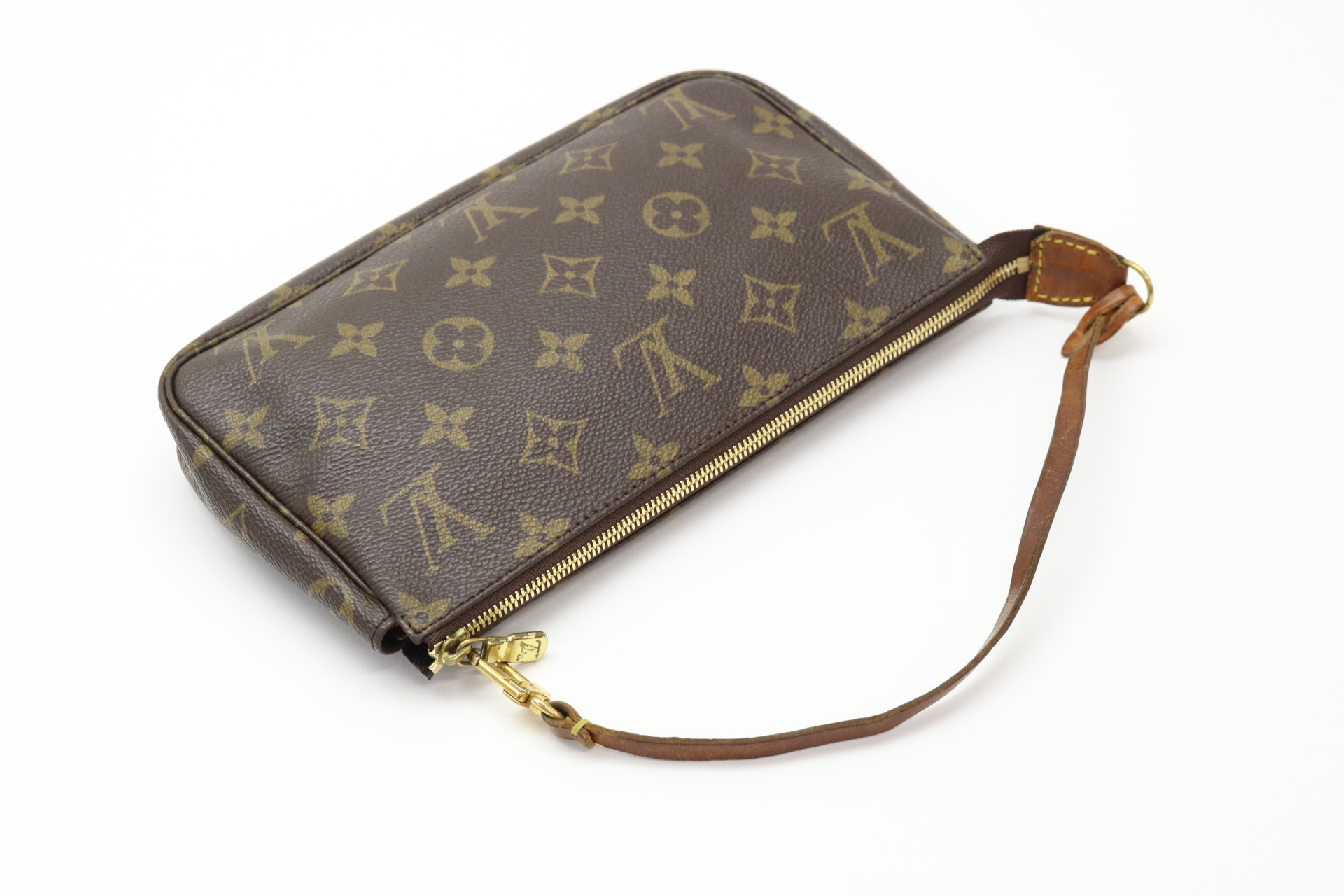 Monogram Accessoires Accessory Pouch — view 8