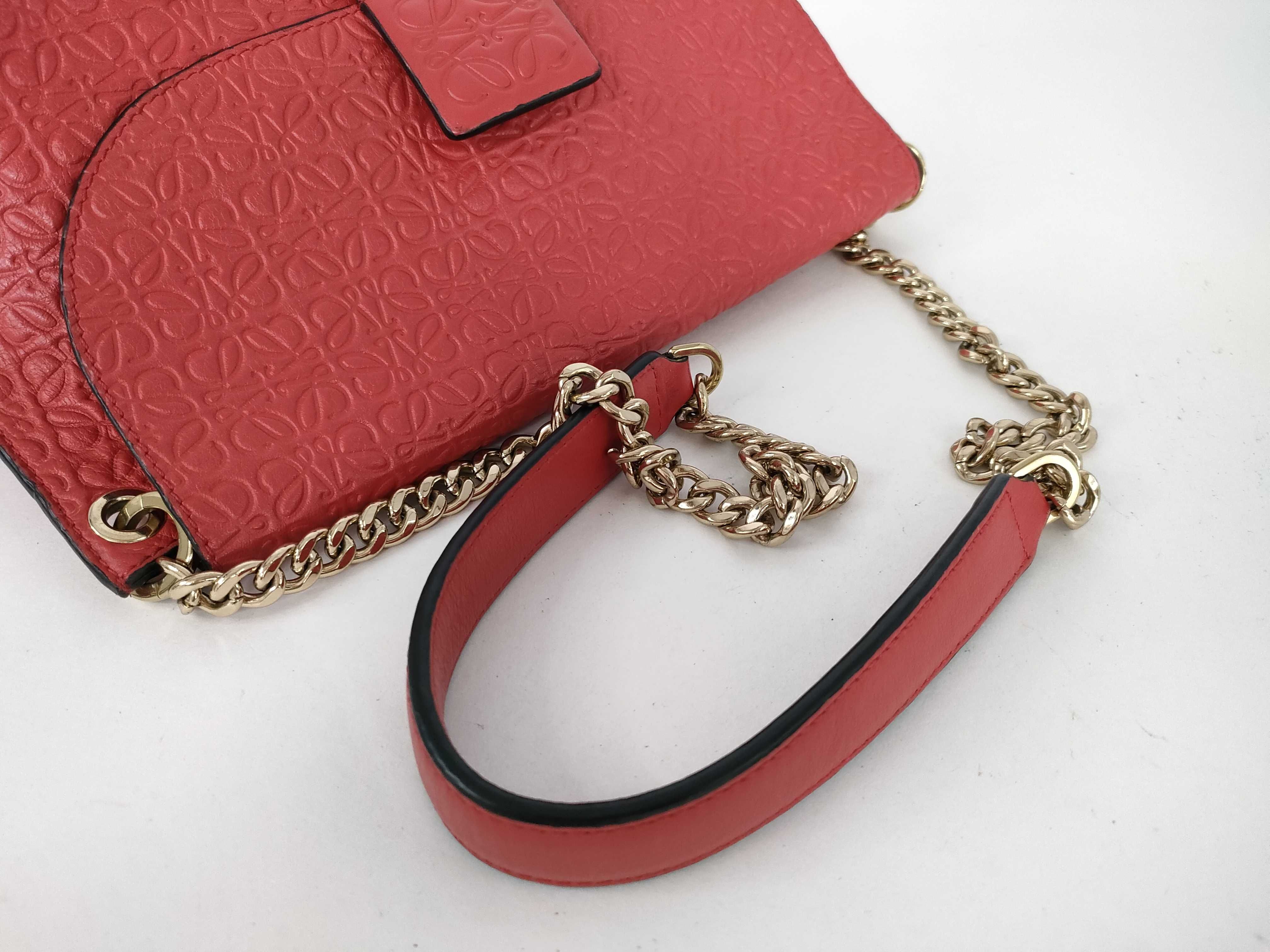 Avenue Shoulder Bag, Red — view 3