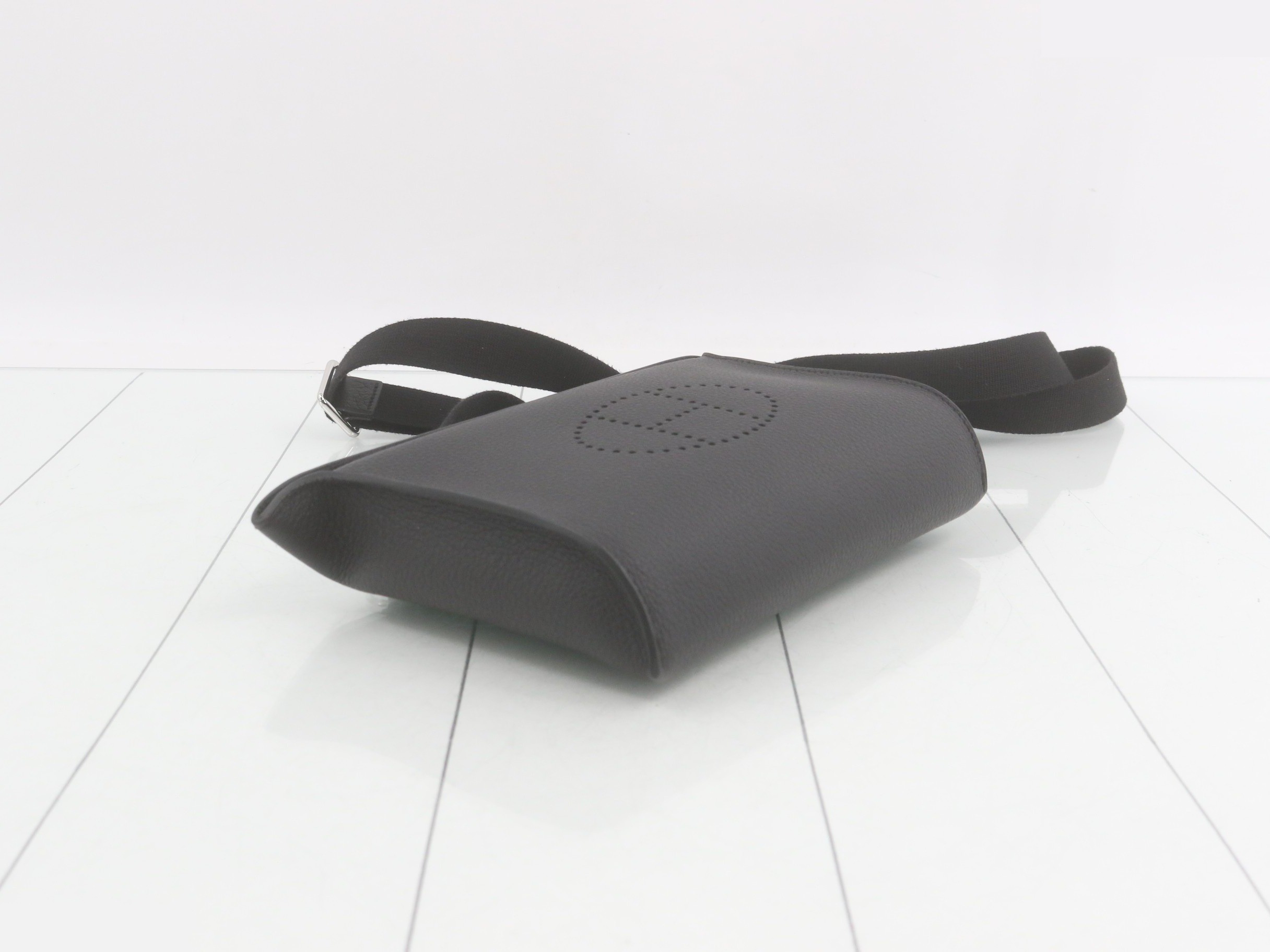 Videpoche Togo Black G Stamp — view 5