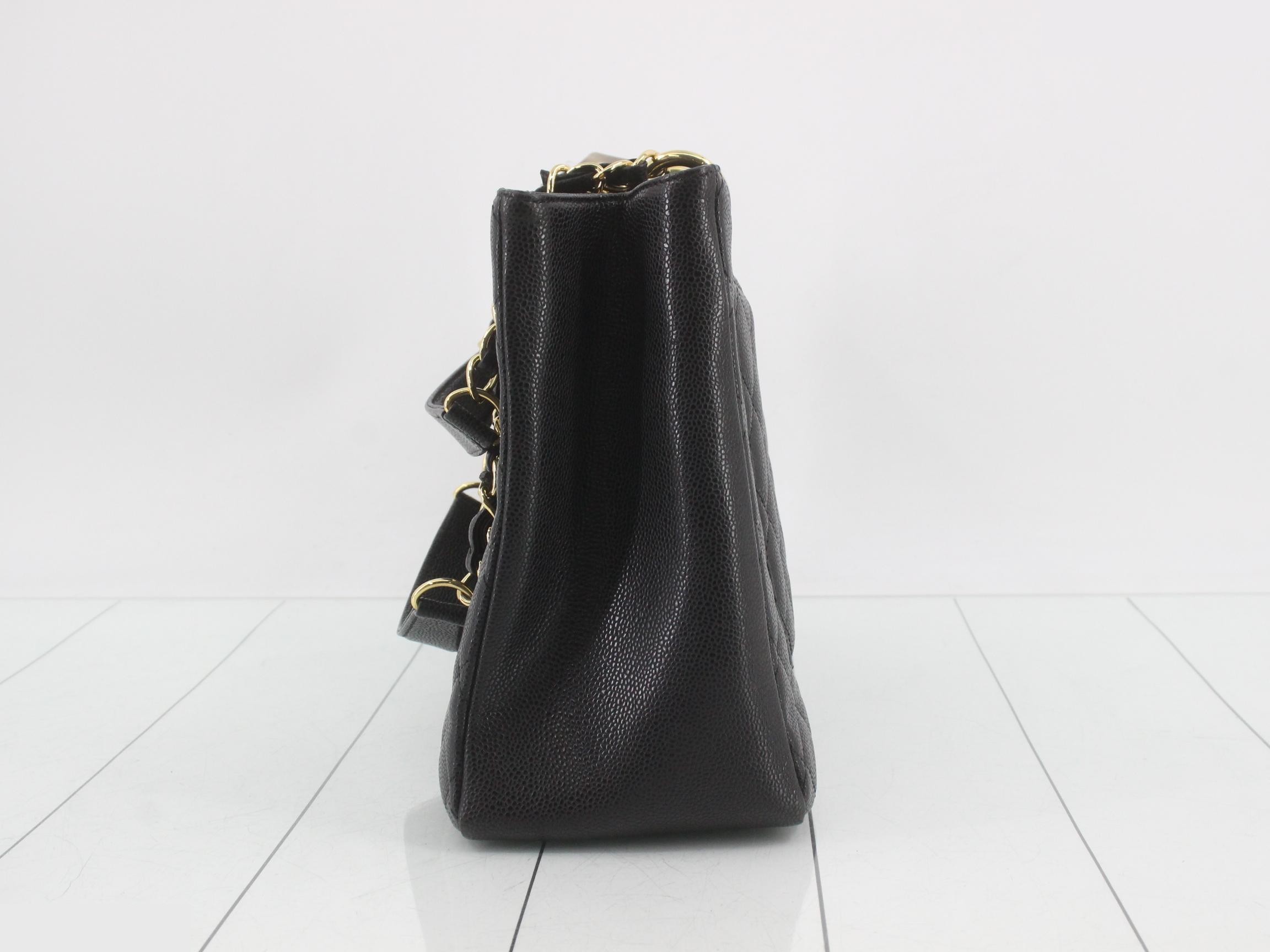 Caviar skin chain handbag — view 3