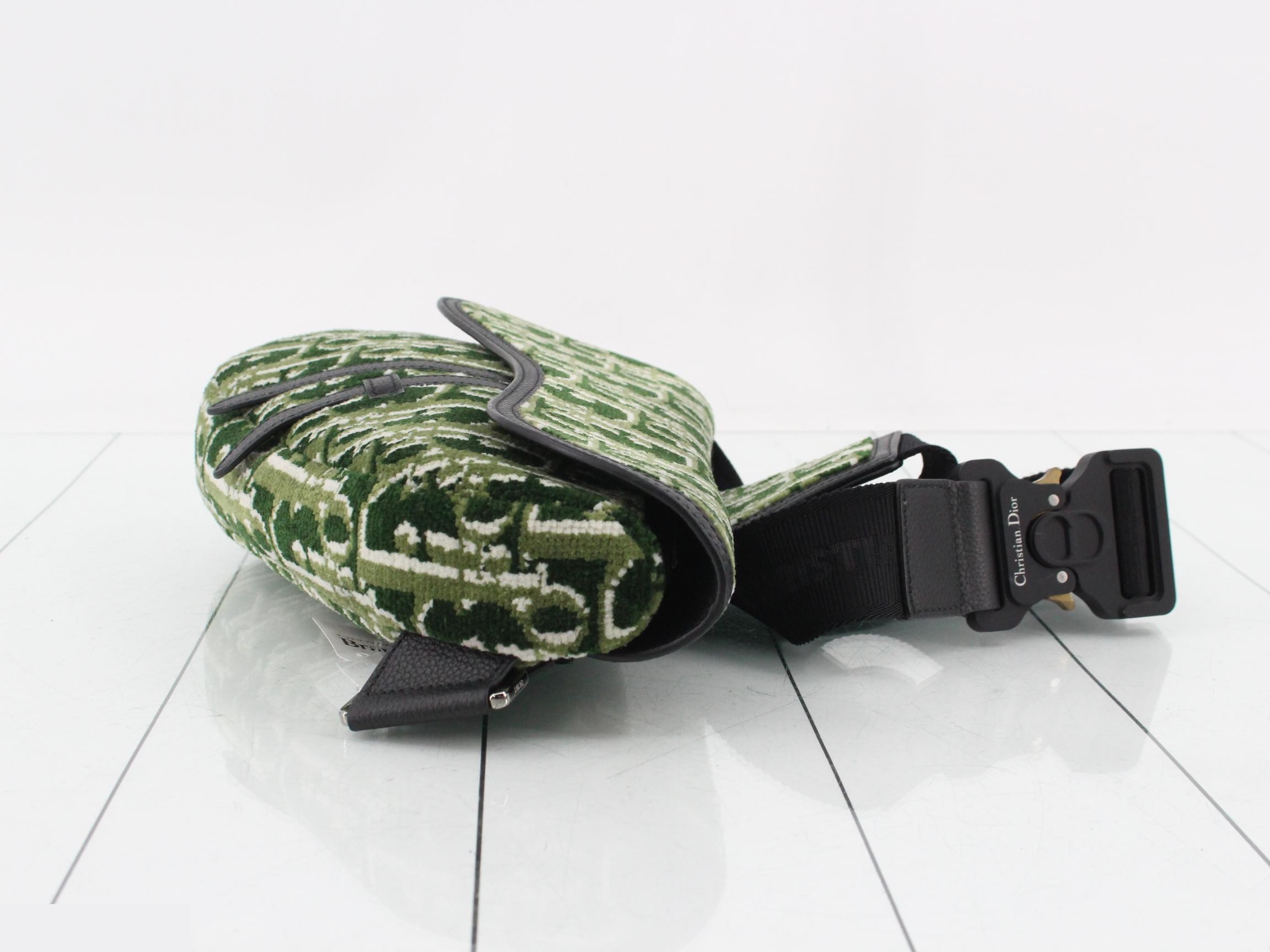Saddle Oblique Tapestry — view 3