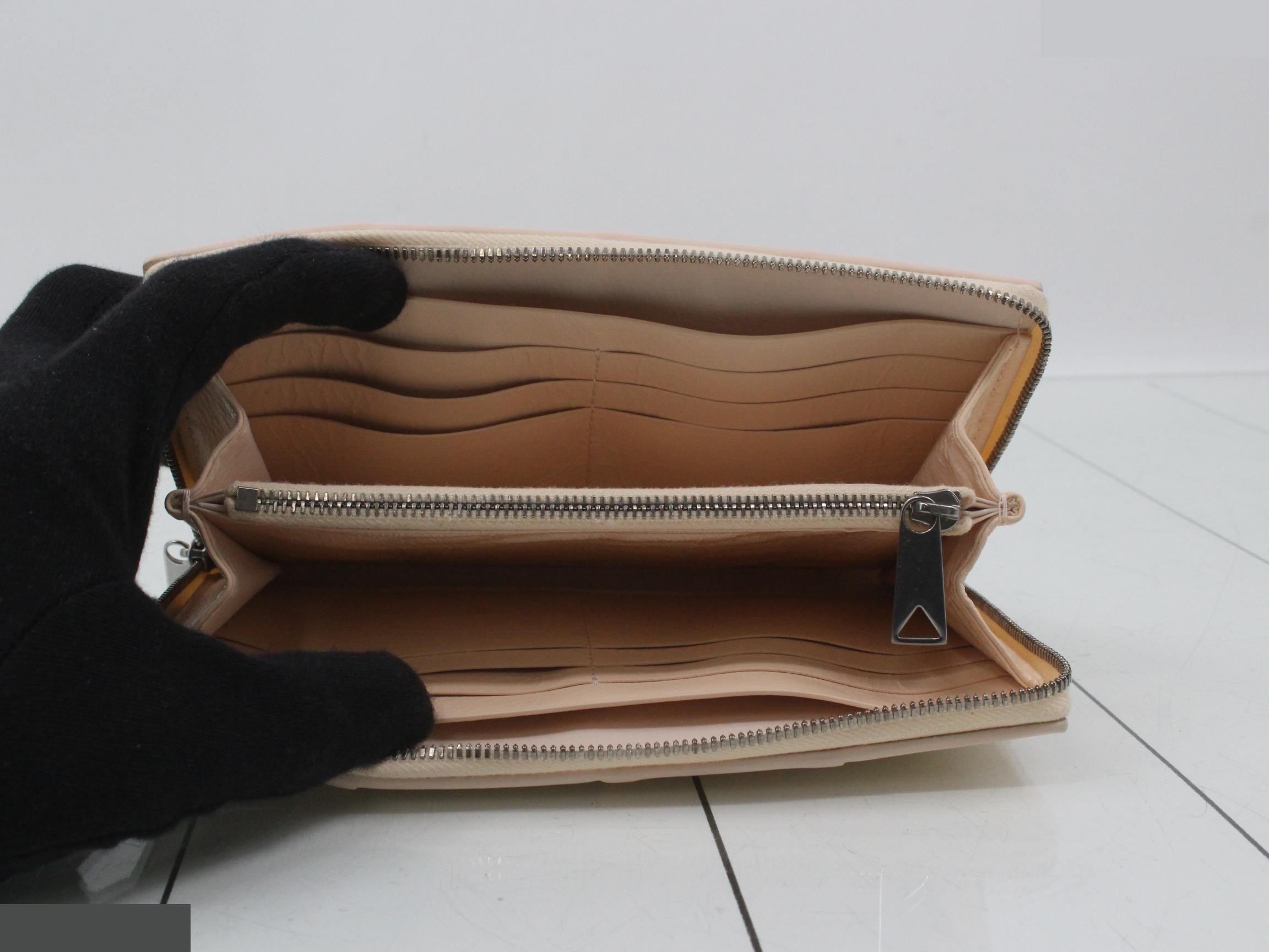 Intrecciato (bag) and long wallet — view 4