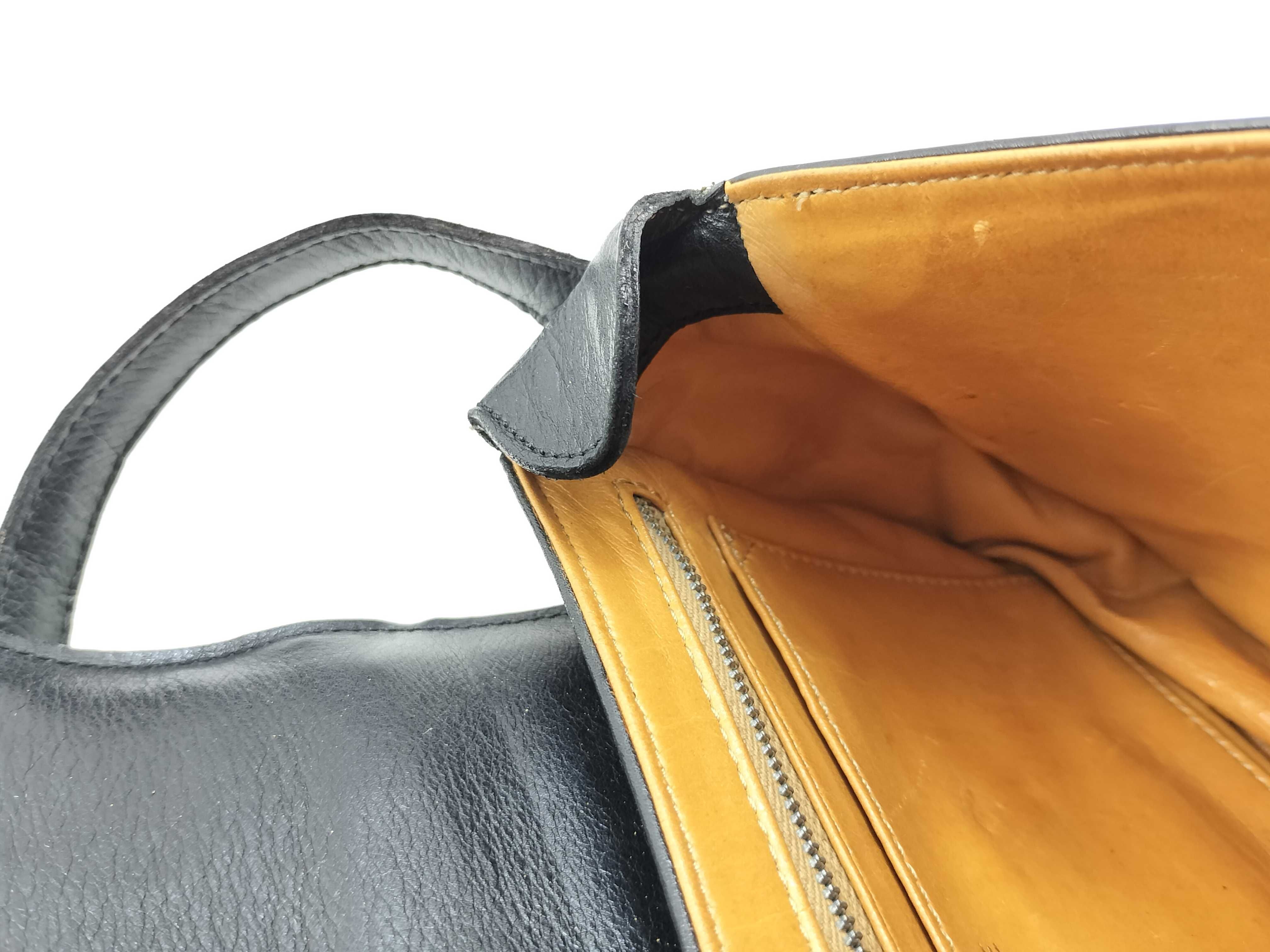 Triomphe Leather Shoulder Bag Crossbody Shoulder Bag — view 10