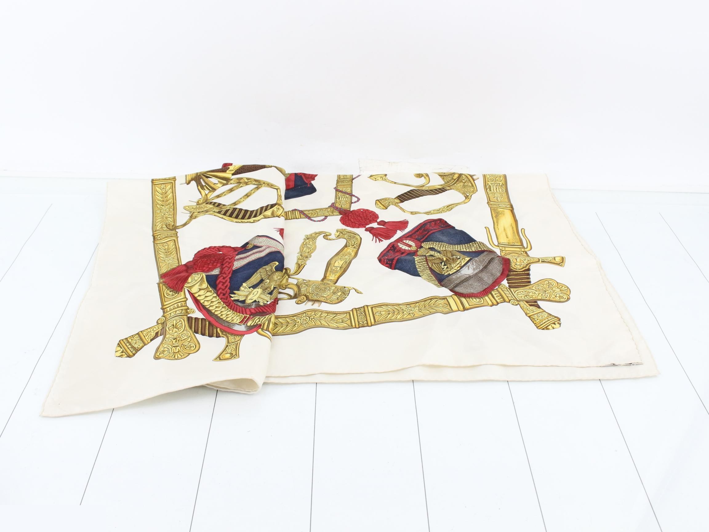 Carre 90 Grand Uniform — view 3