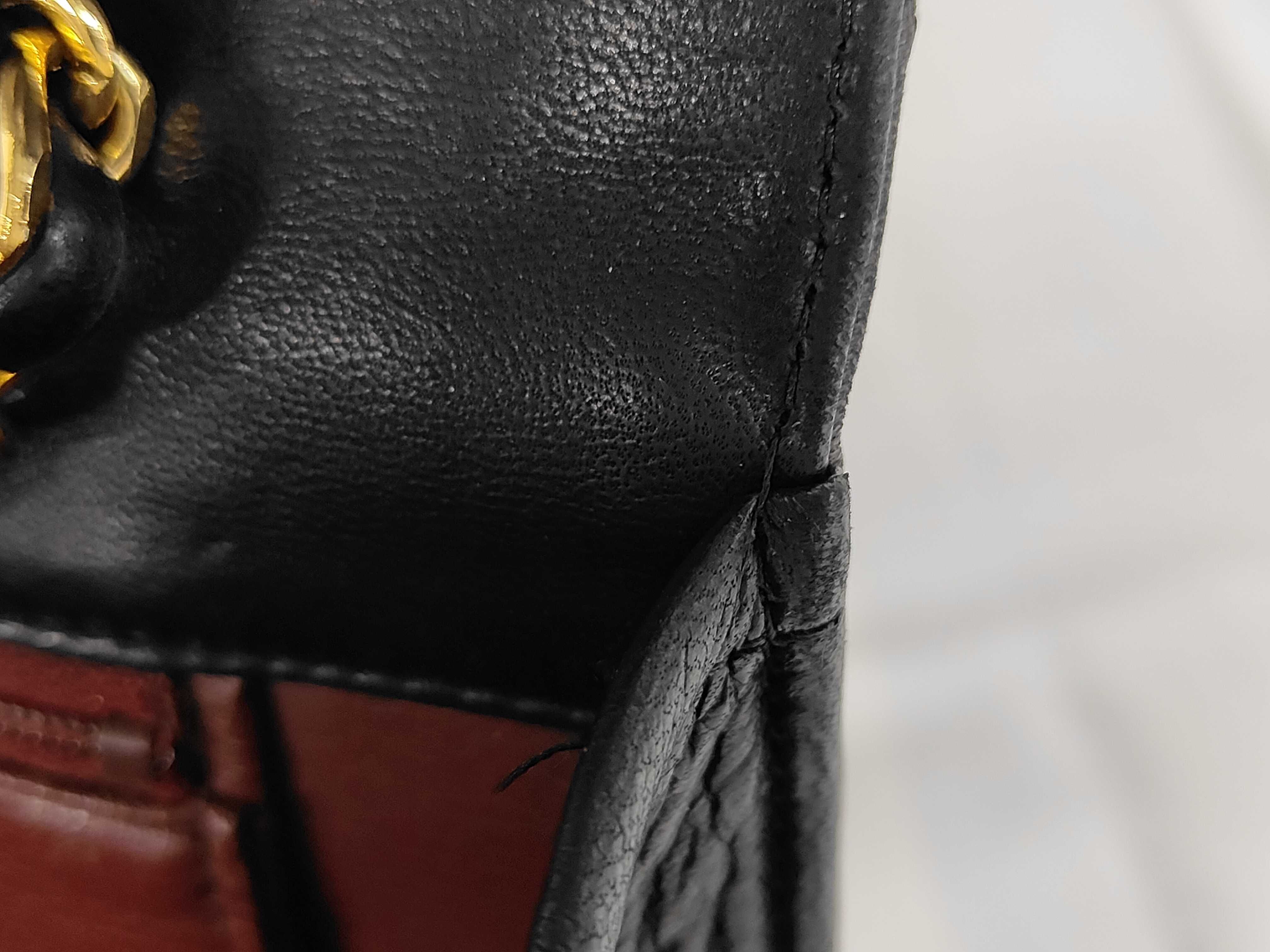 Matelassé 25 Push-Lock Chain Shoulder Bag — view 9