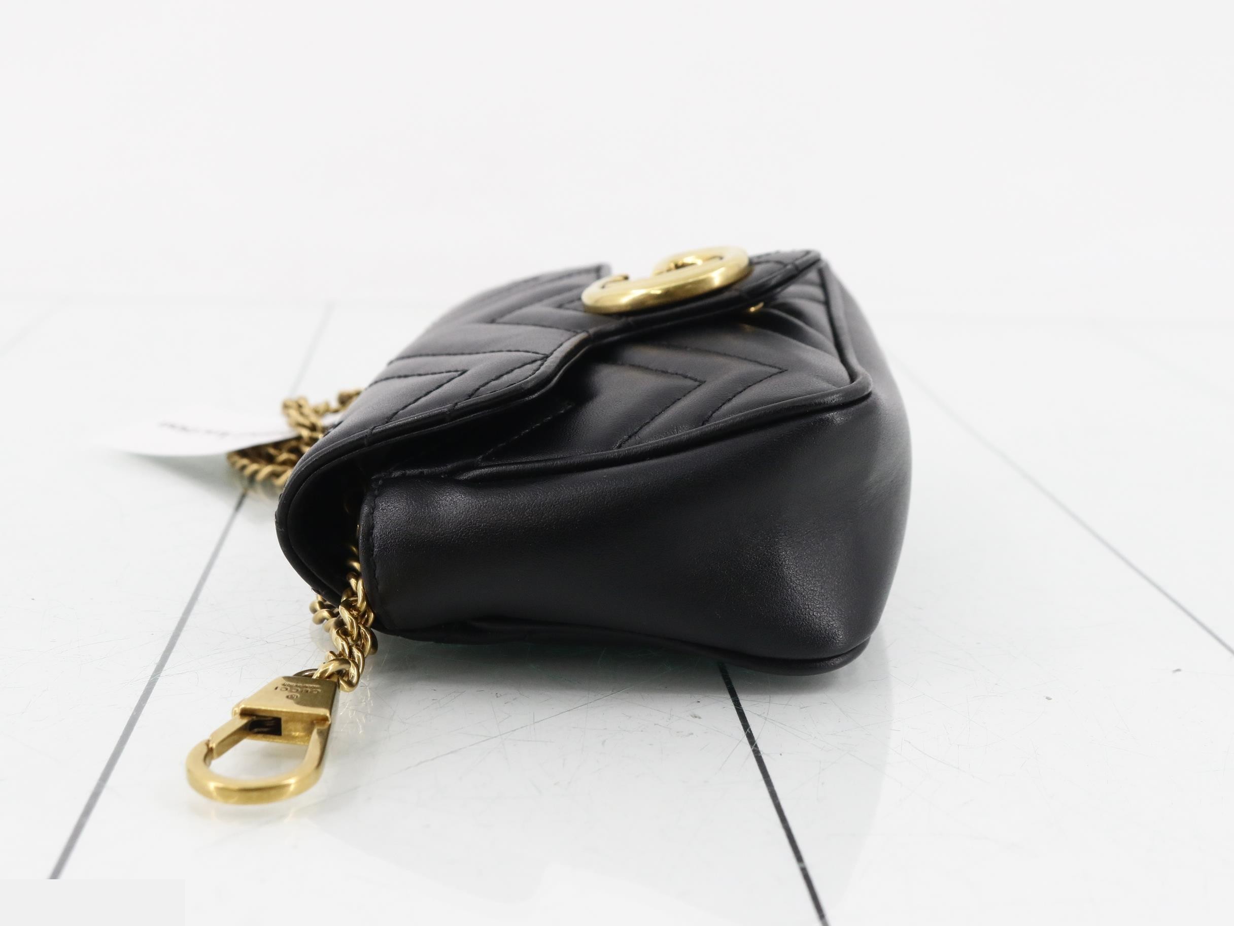 GG Marmont Leather Chain Shoulder Bag — view 4