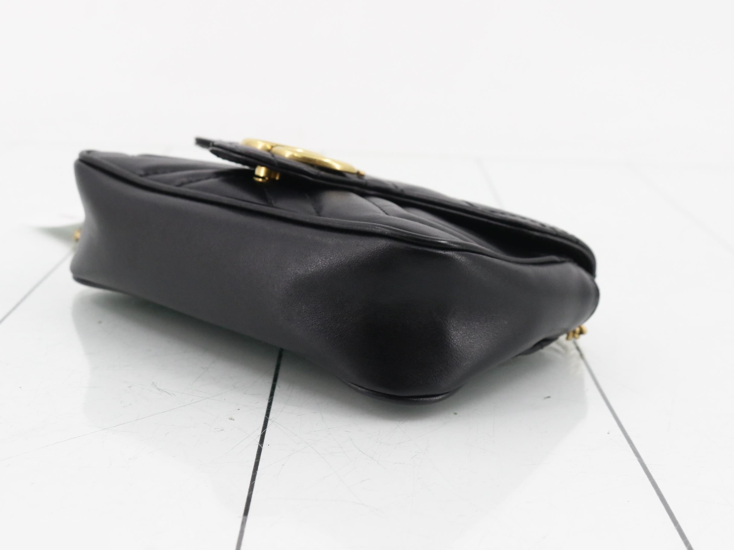 GG Marmont Leather Chain Shoulder Bag — view 6