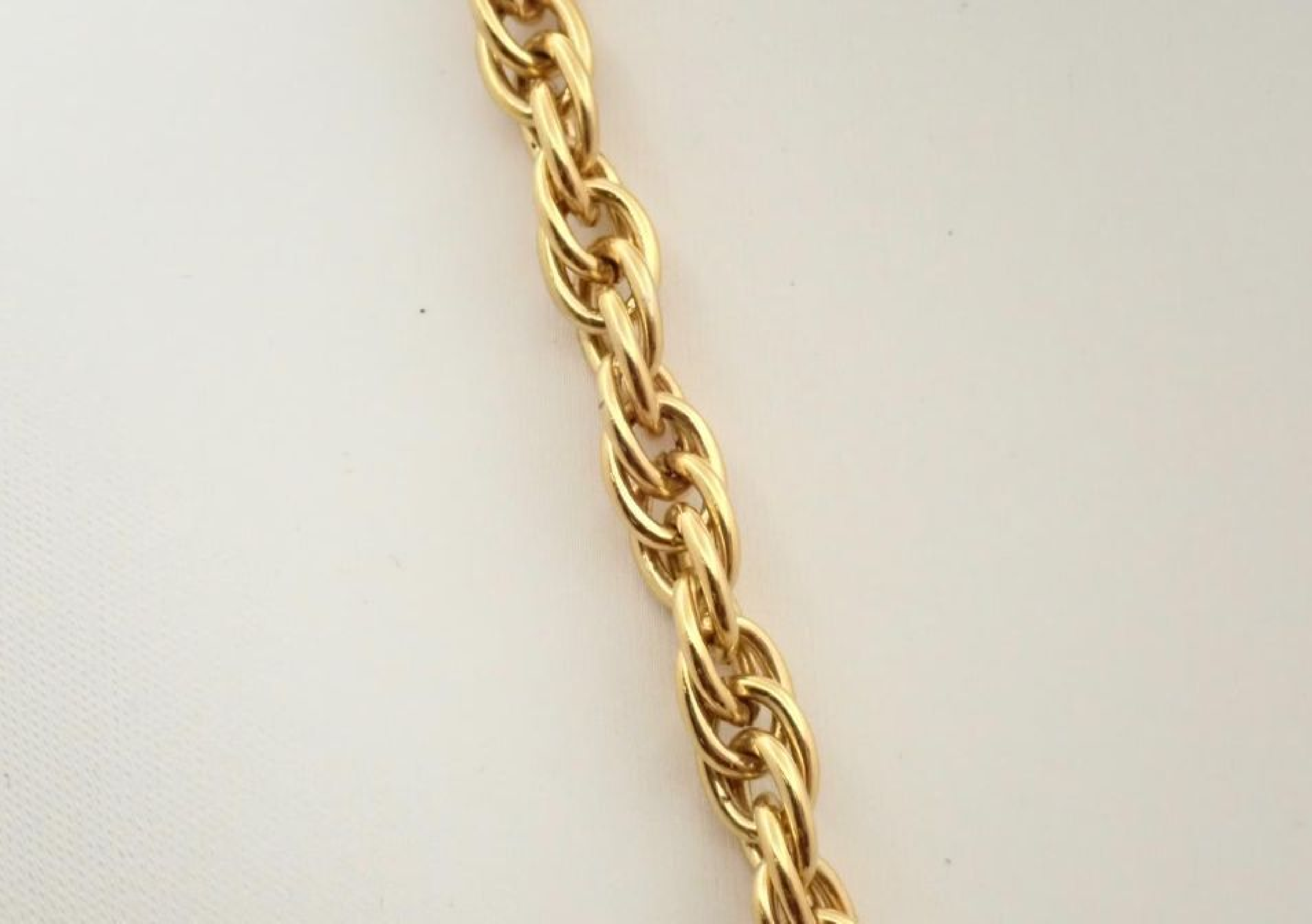 Gold Necklace with Medal Motif and Engraved Plate — view 3
