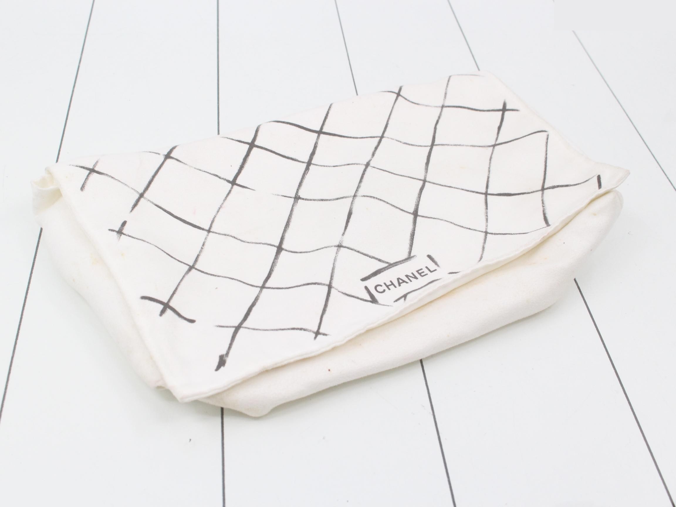 Matelassé Chain Shoulder Bag — view 7