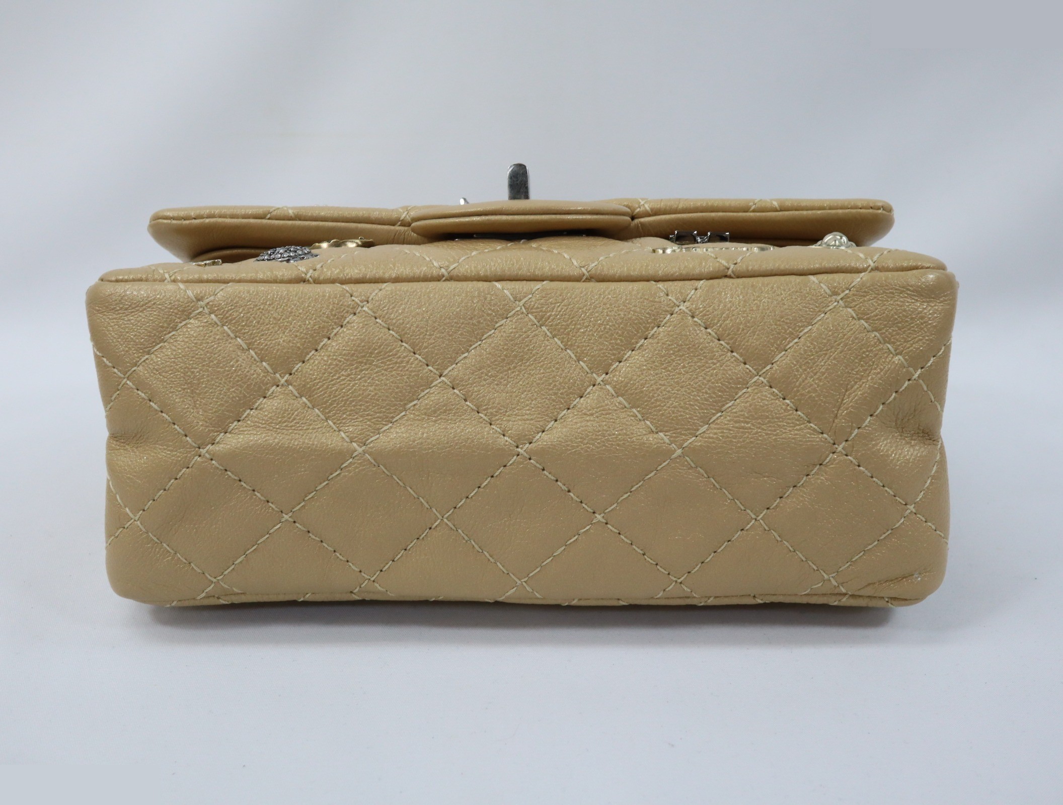 Icon Series (Bags) - Shoulder Bag — view 6
