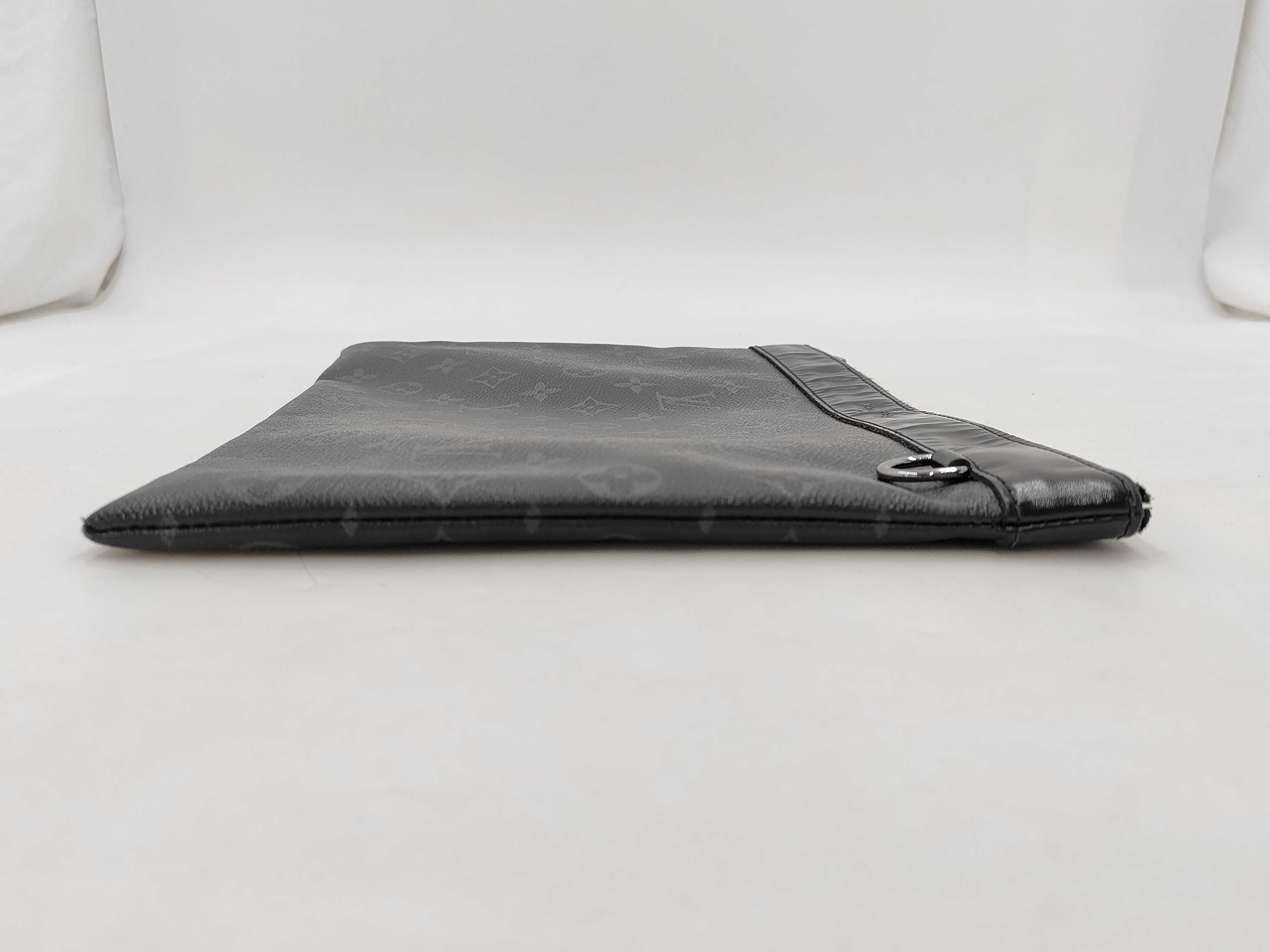 Pochette Discovery Monogram Eclipse Clutch Bag M62291 Clutch Bag — view 4
