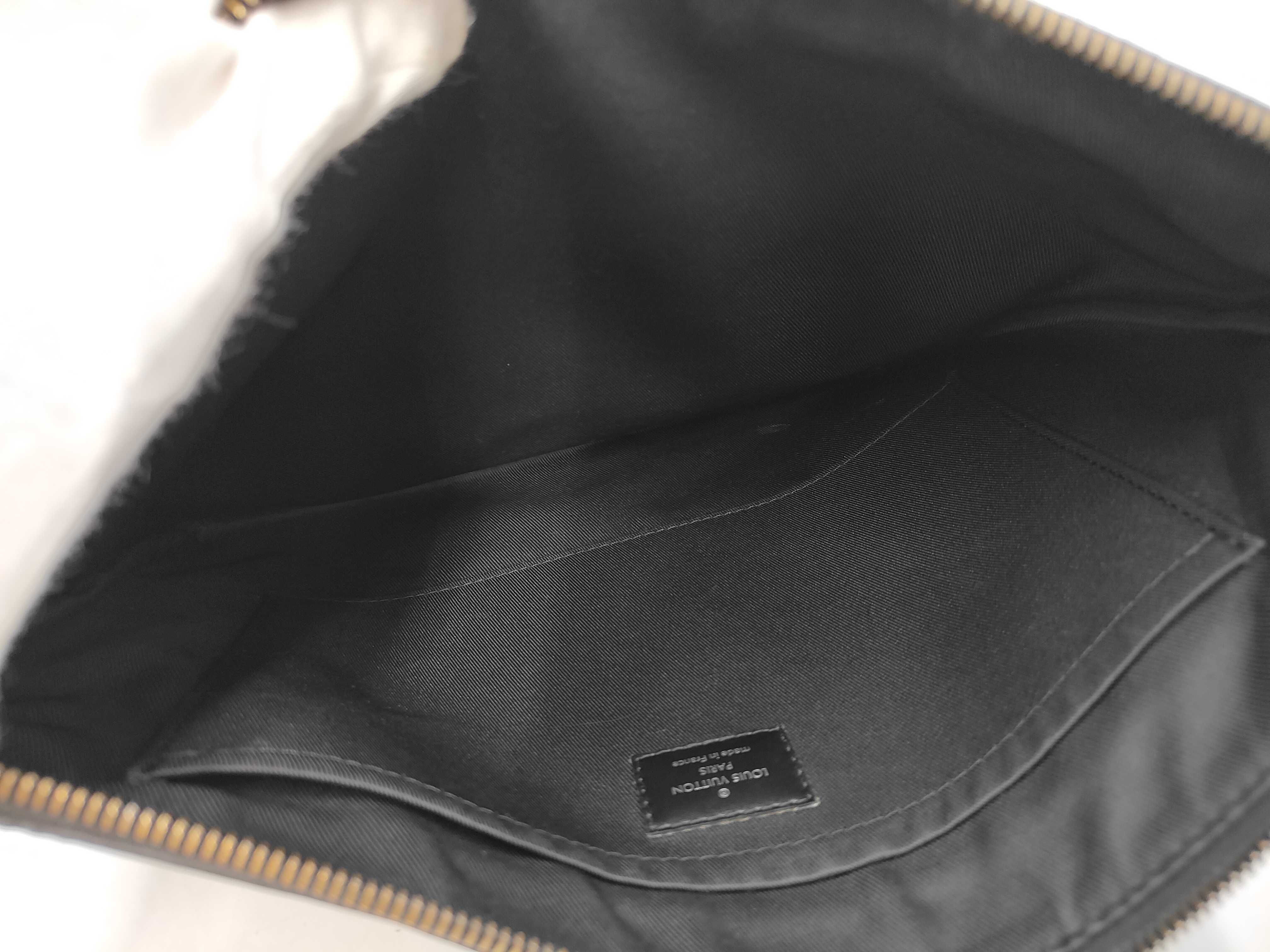 Pochette Discovery Monogram Eclipse Clutch Bag M62291 Clutch Bag — view 9