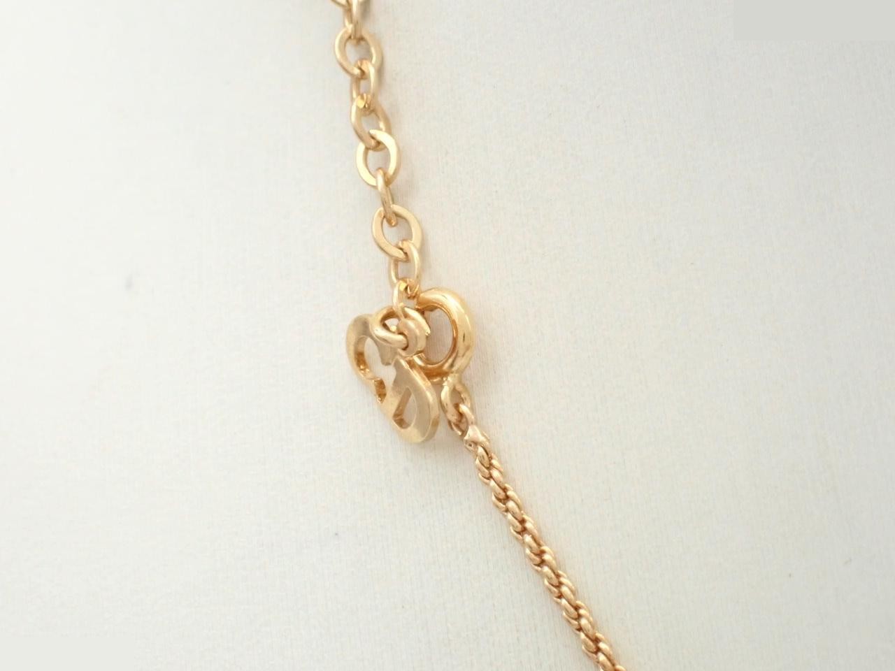 Gold necklace, chain approximately 42cm — view 2
