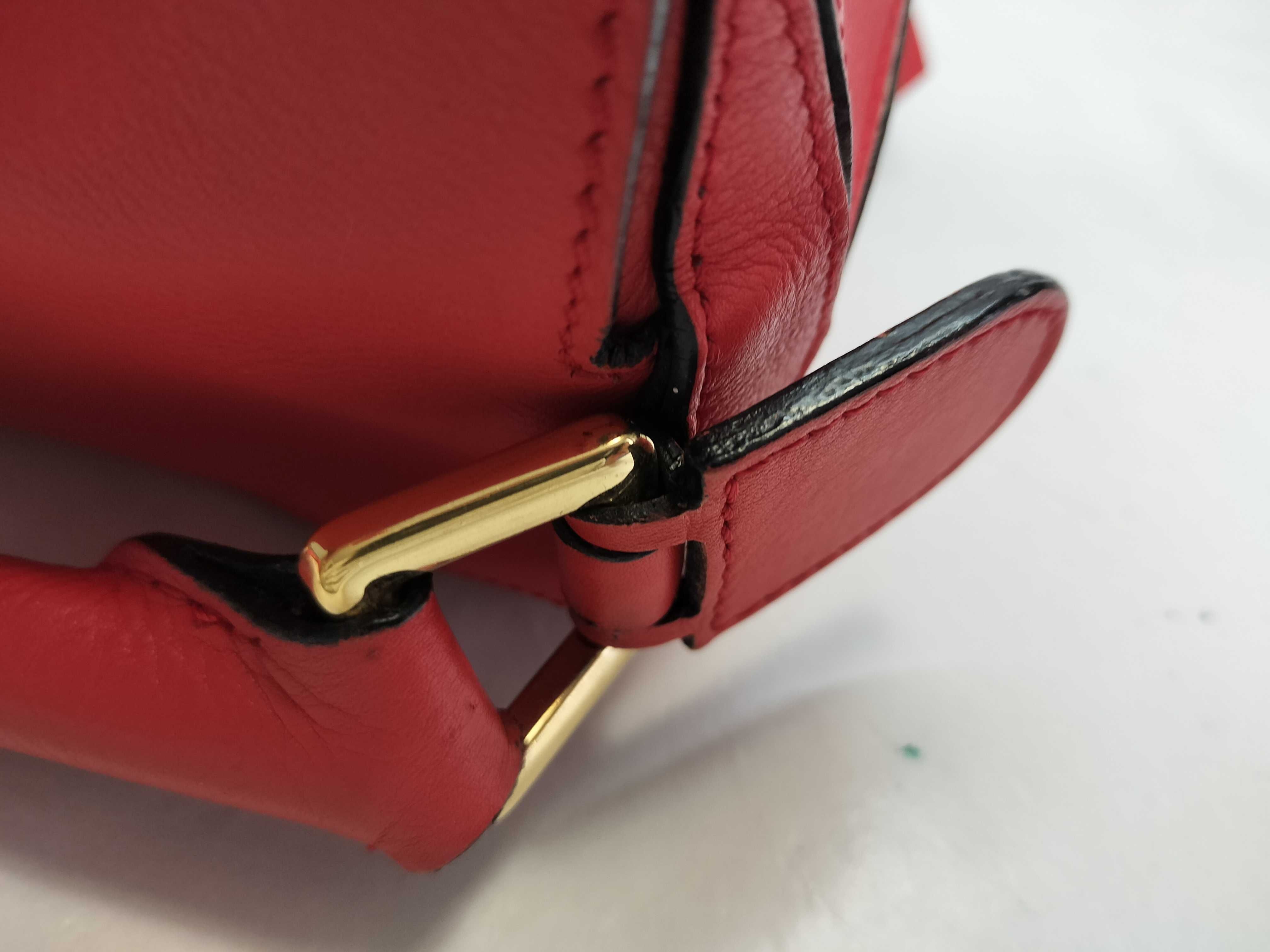 Puzzle Bag Medium Leather Handbag — view 7