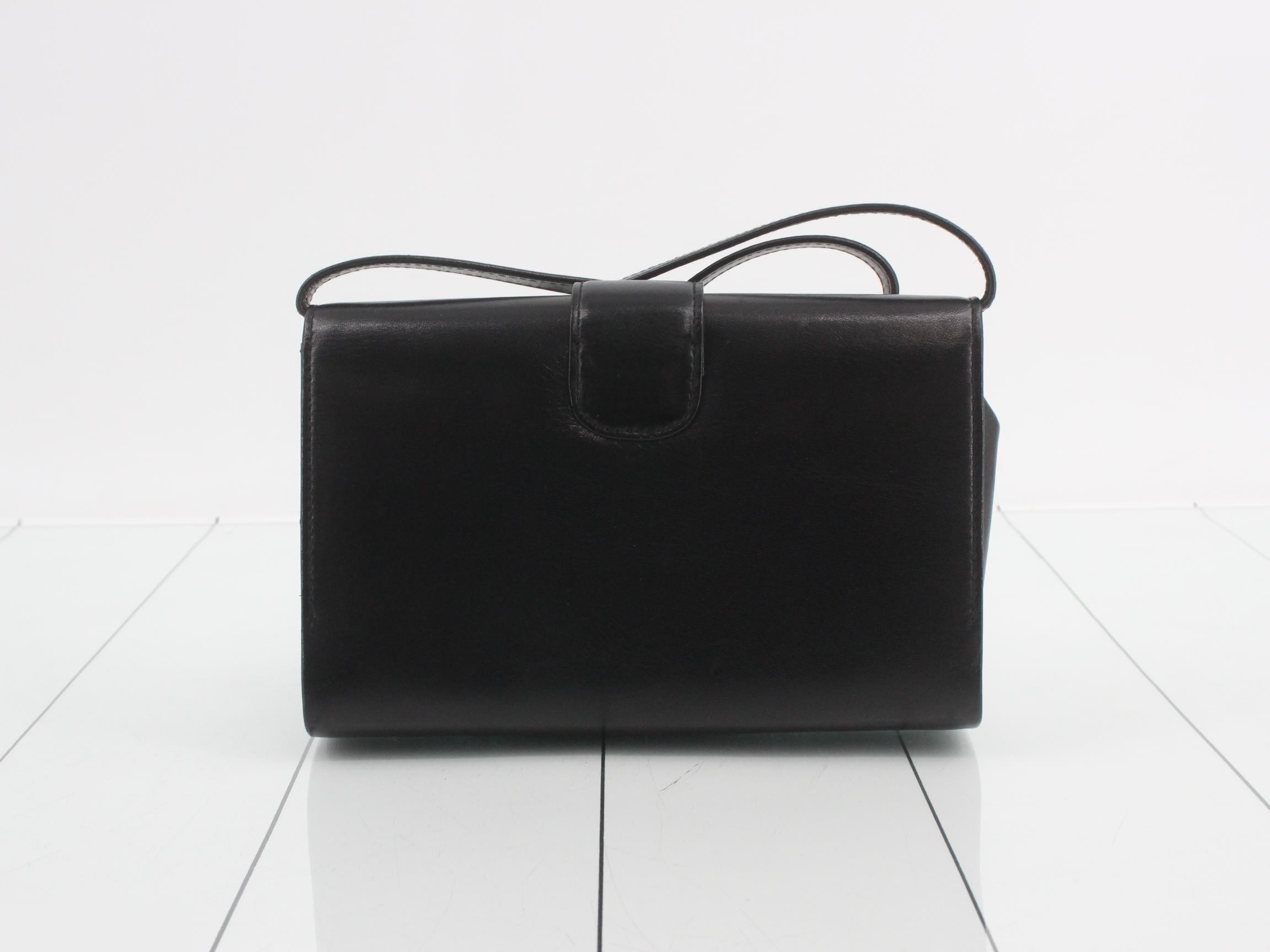 Interlocking Shoulder Bag, Leather, Black, Gold — view 2