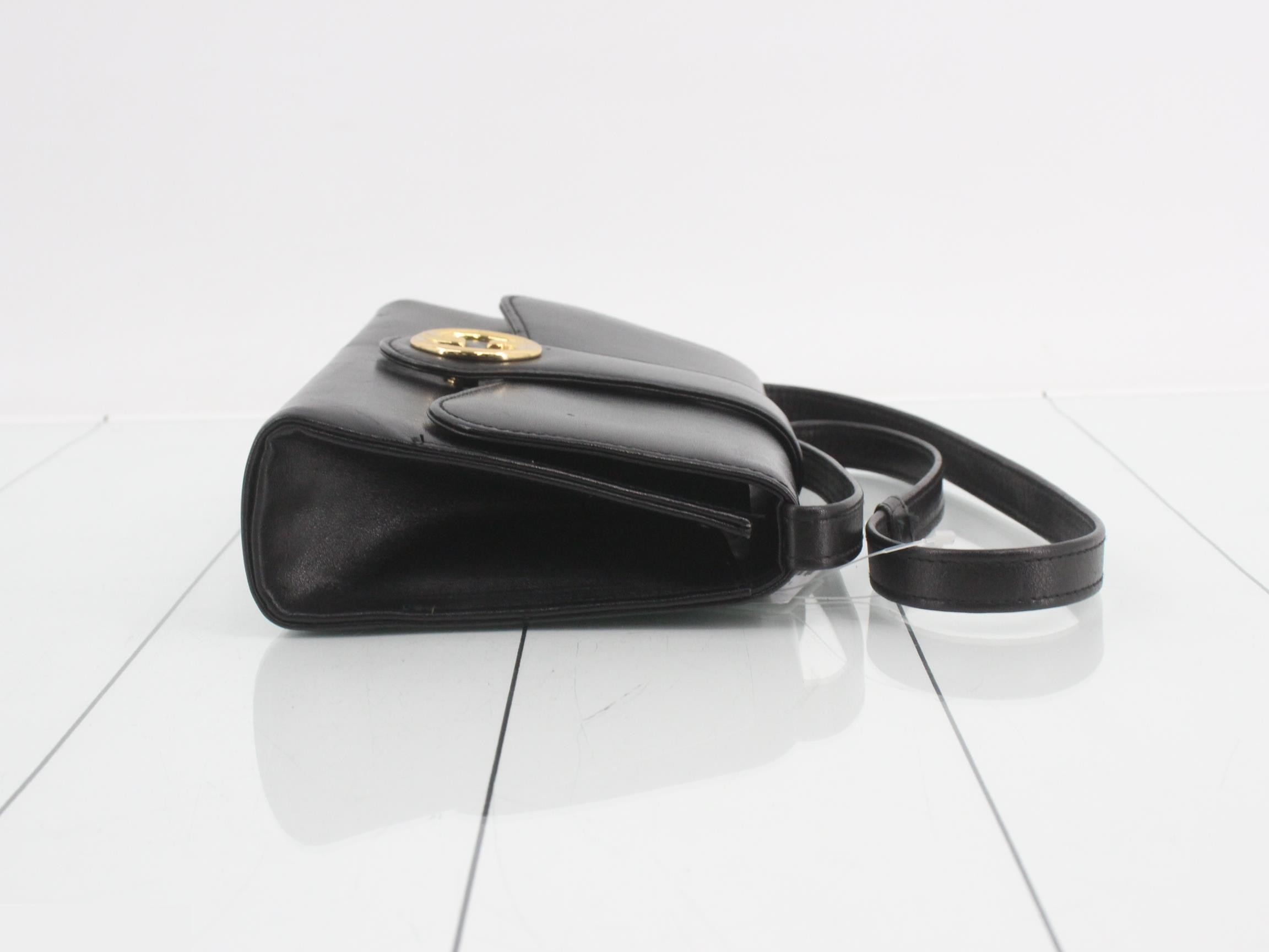 Interlocking Shoulder Bag, Leather, Black, Gold — view 3
