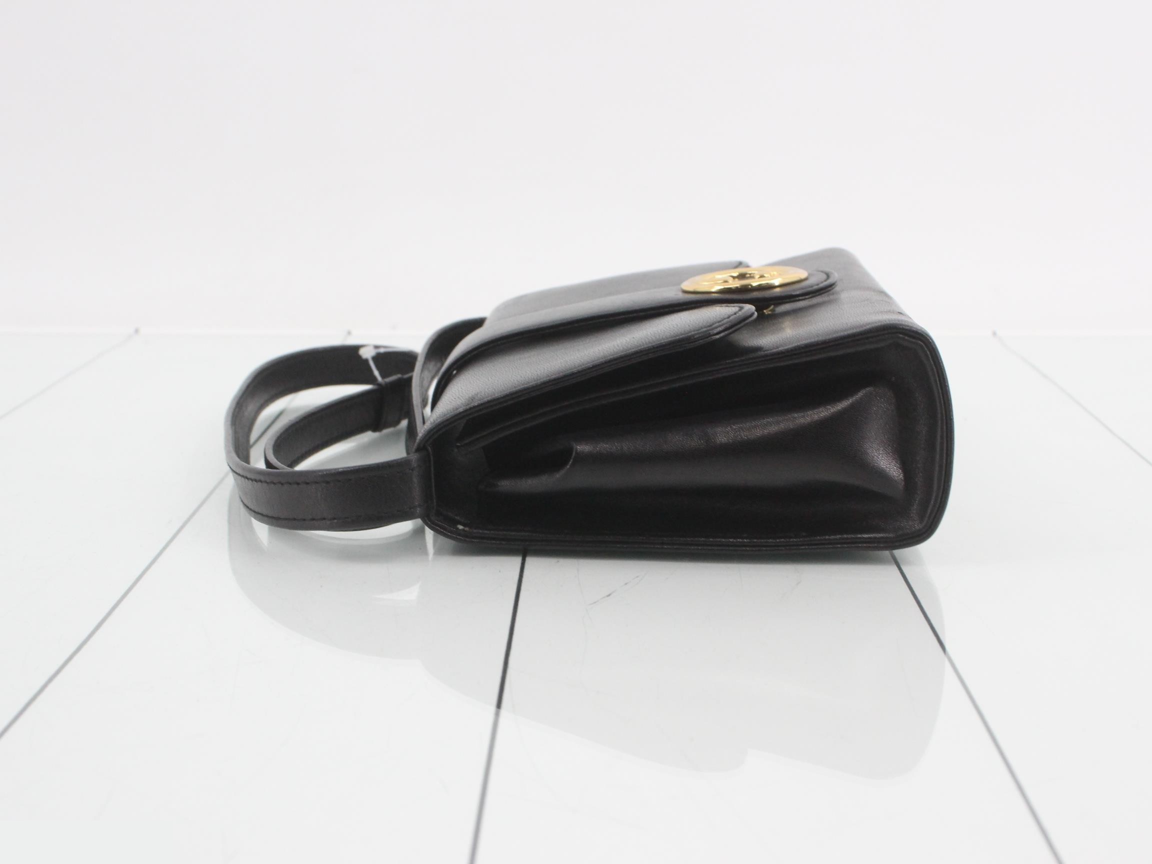 Interlocking Shoulder Bag, Leather, Black, Gold — view 4