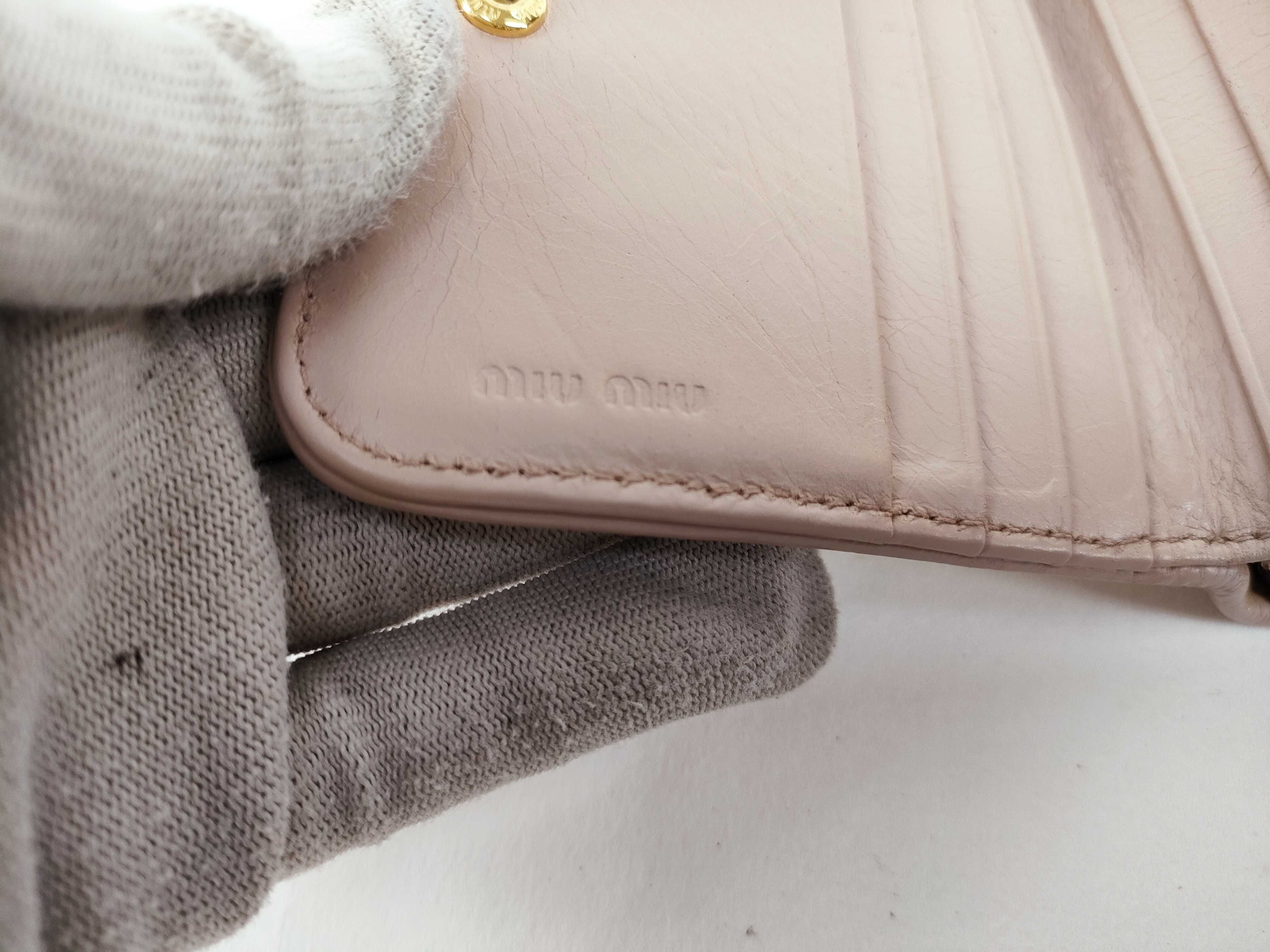 wallet, white wallet — view 11