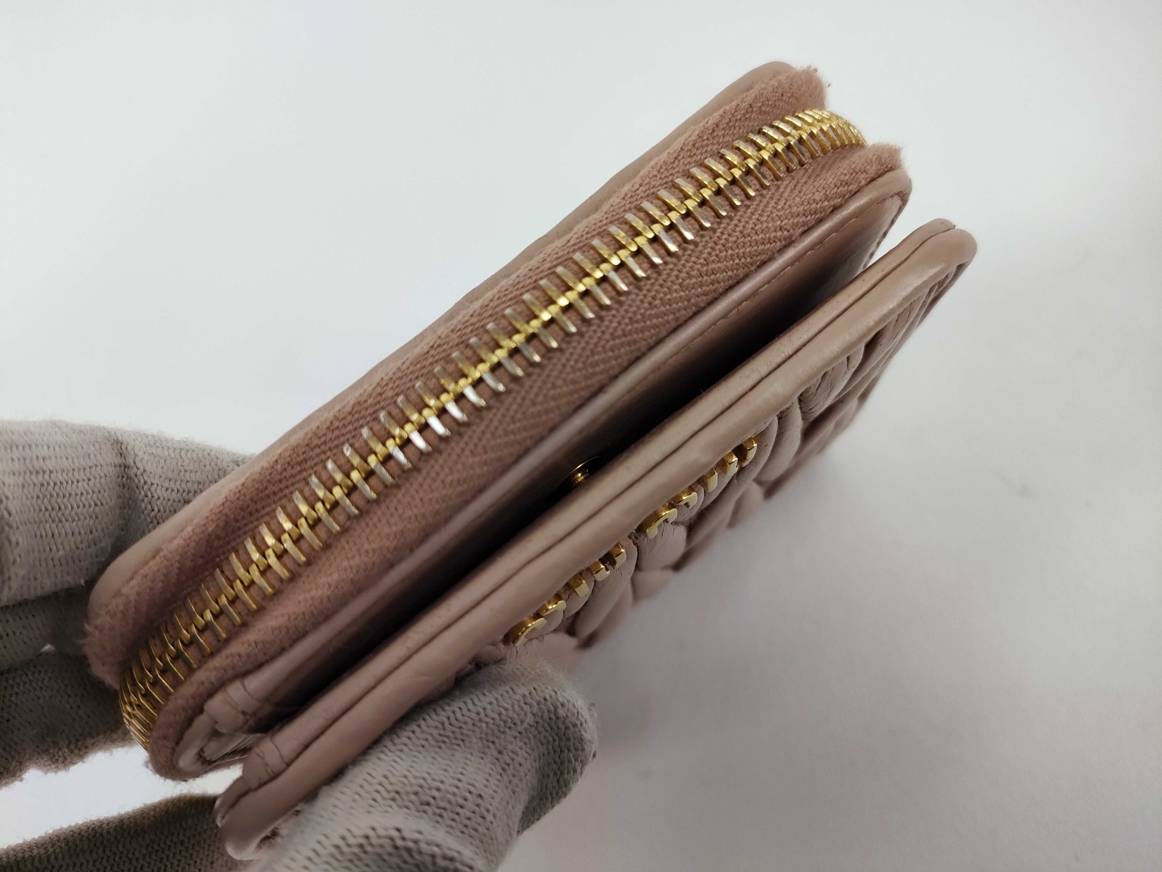 wallet, white wallet — view 9