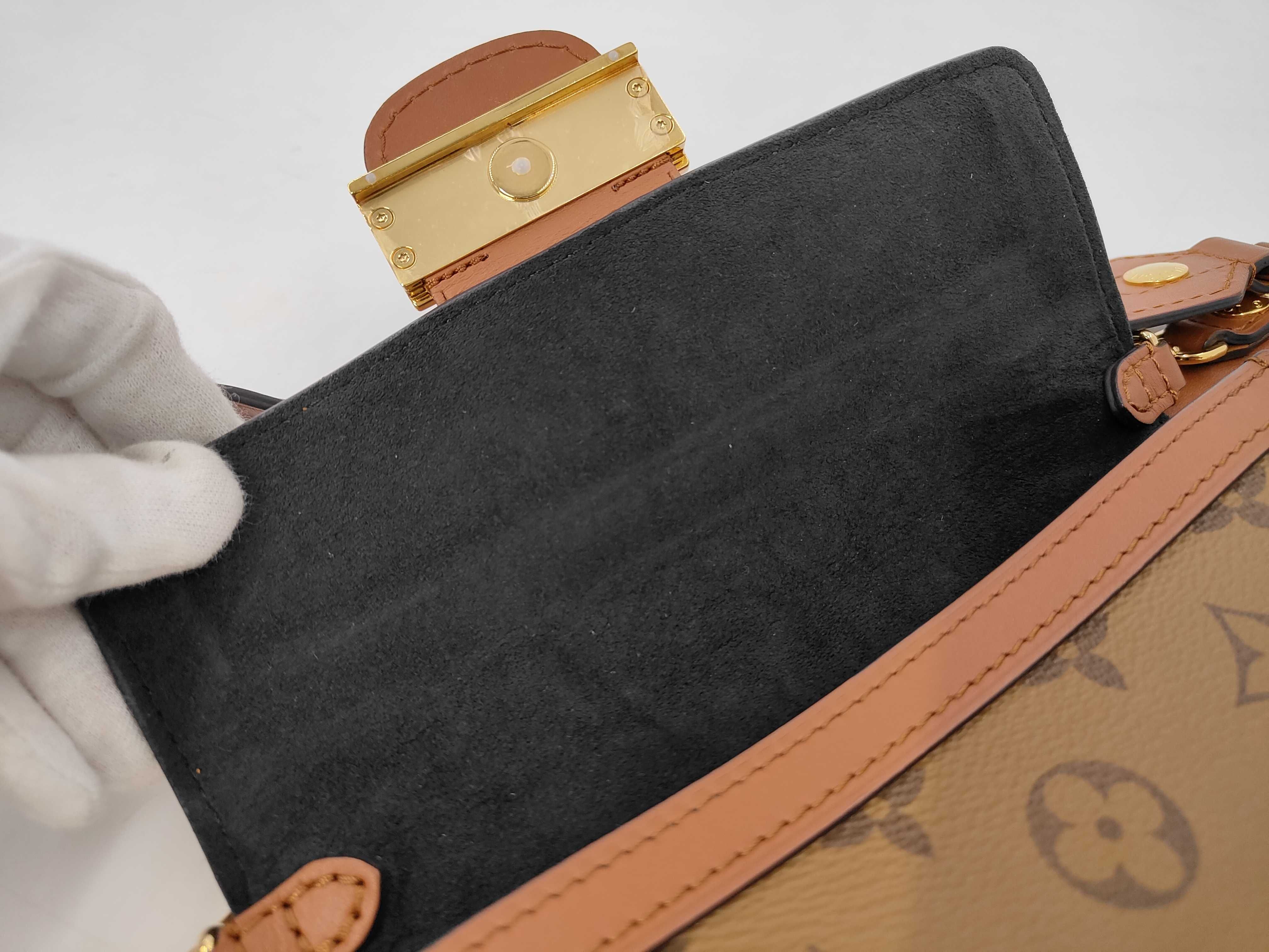 LV M44586 Shoulder Bag — view 9
