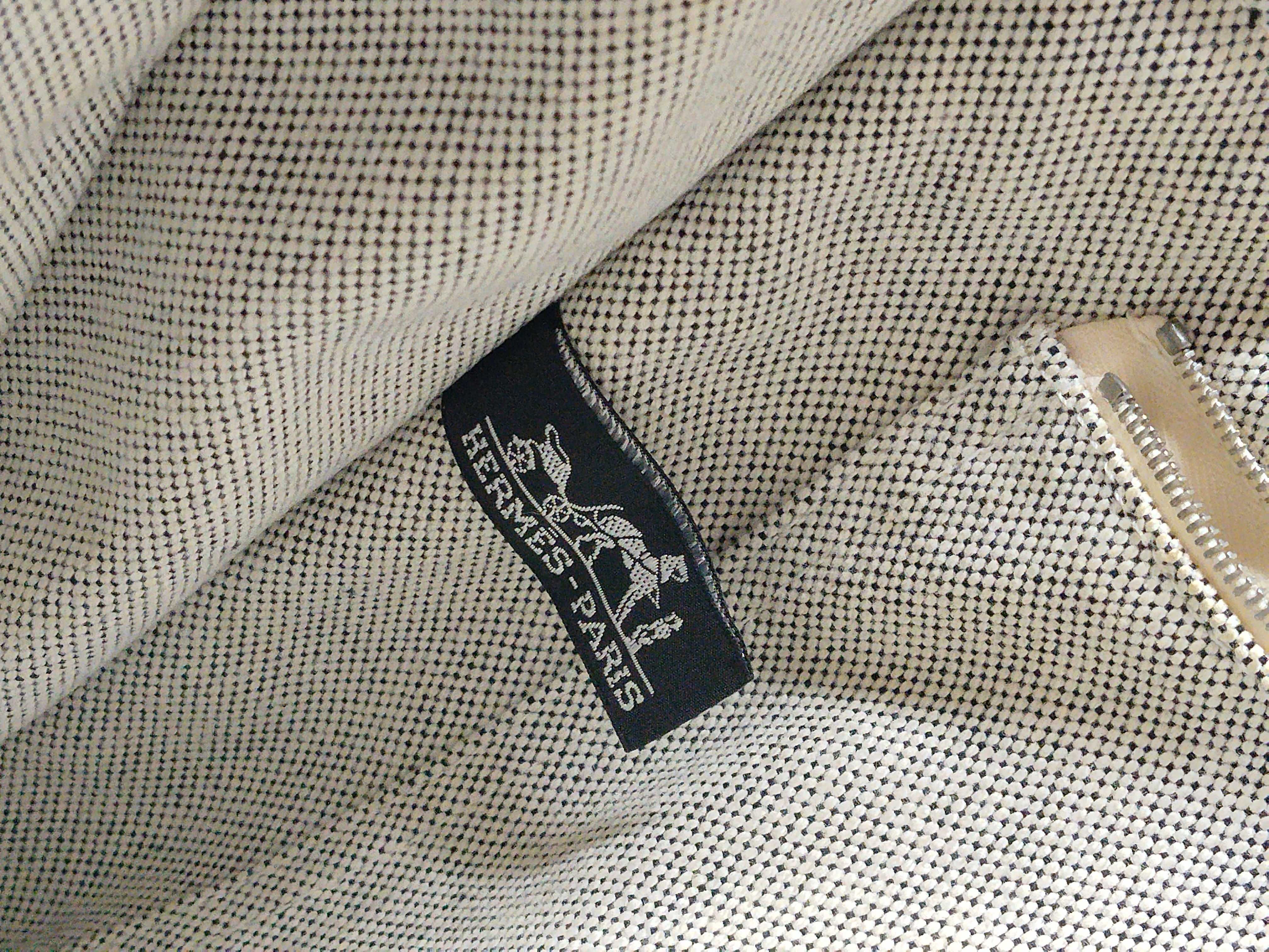 Fourre-Tout MM Tote Bag (Some discoloration) — view 15