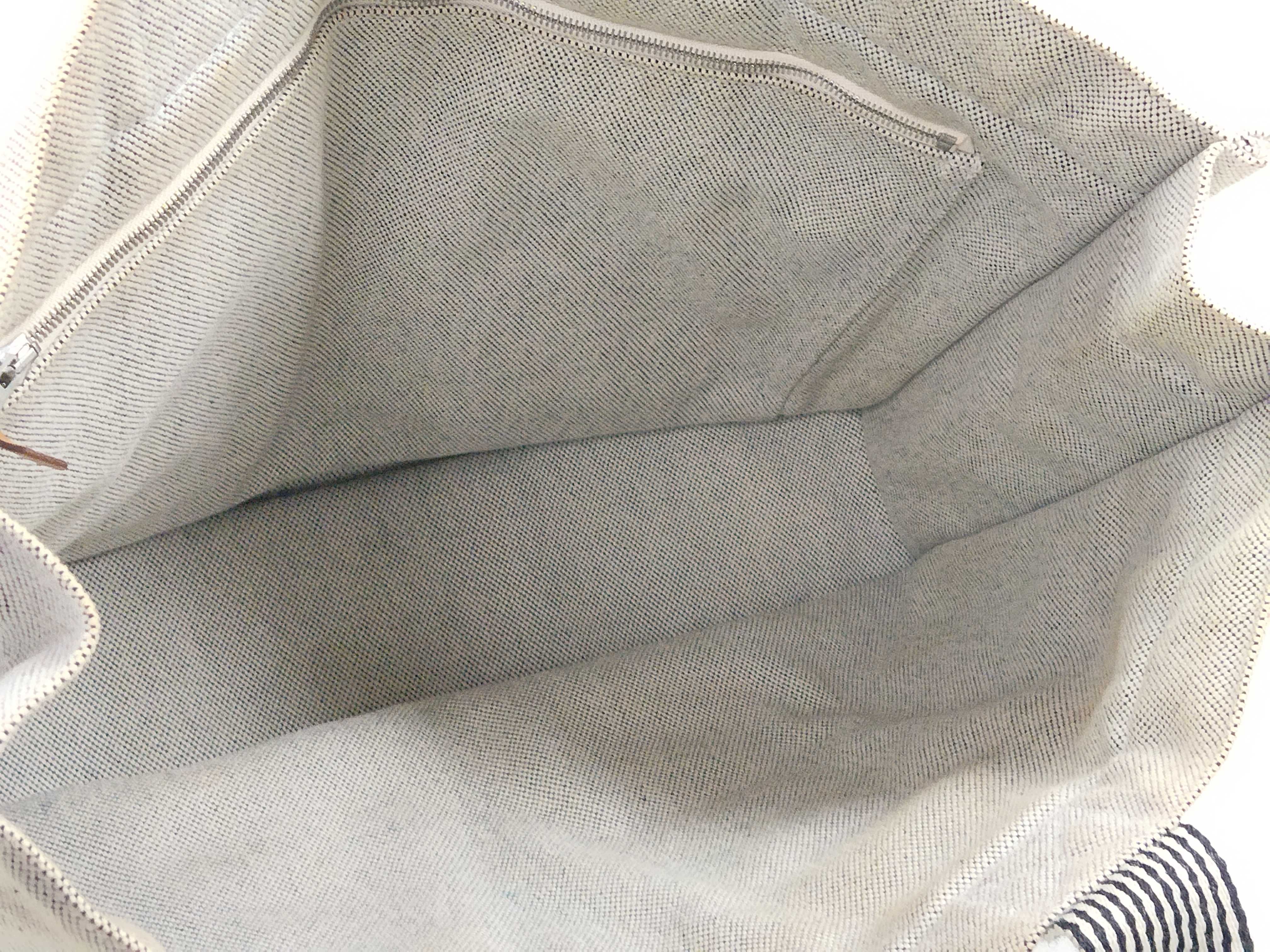 Fourre-Tout MM Tote Bag (Some discoloration) — view 10