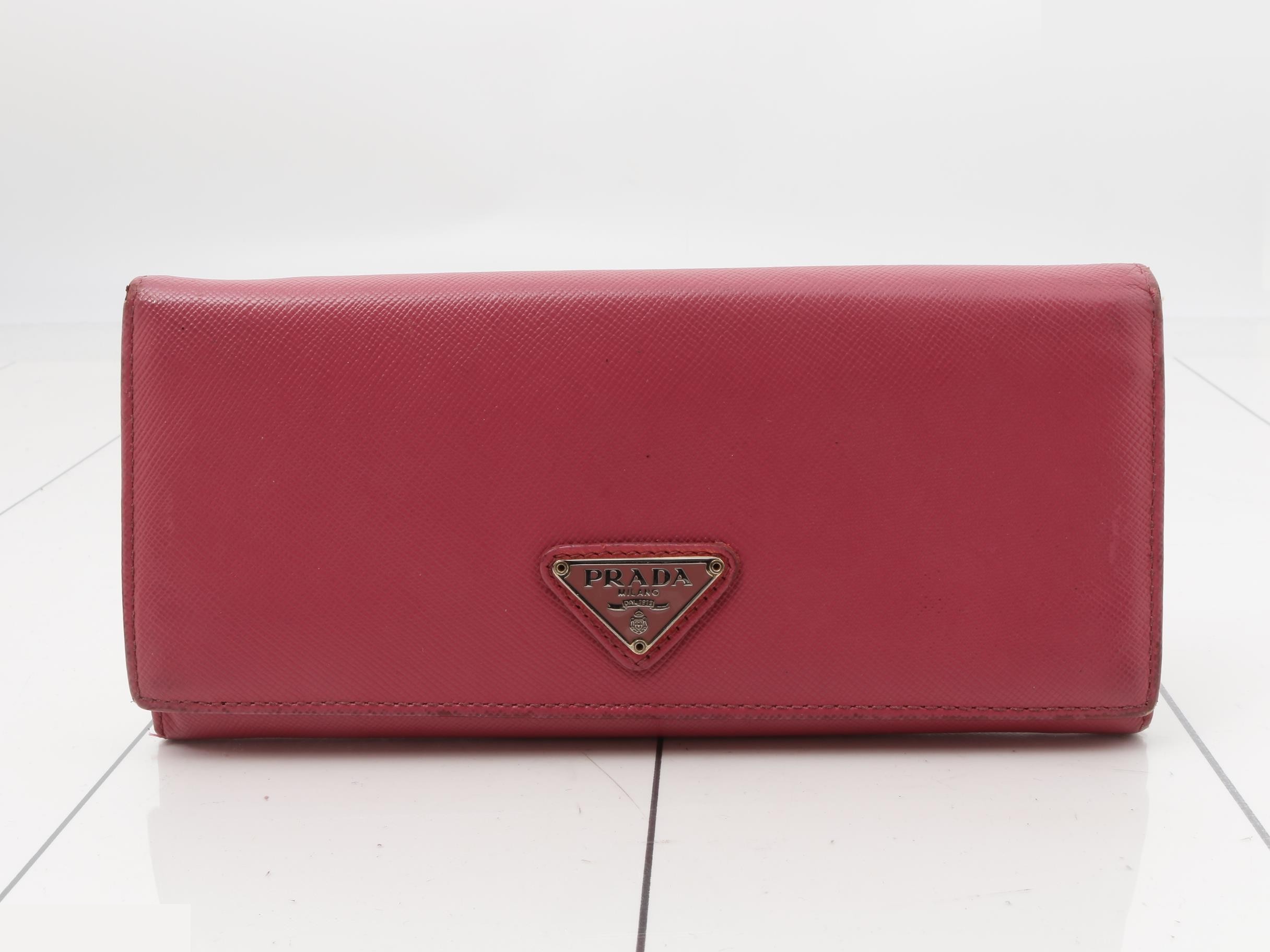 Other lines: Bags & Wallets, Bi-fold, Triangular Plate