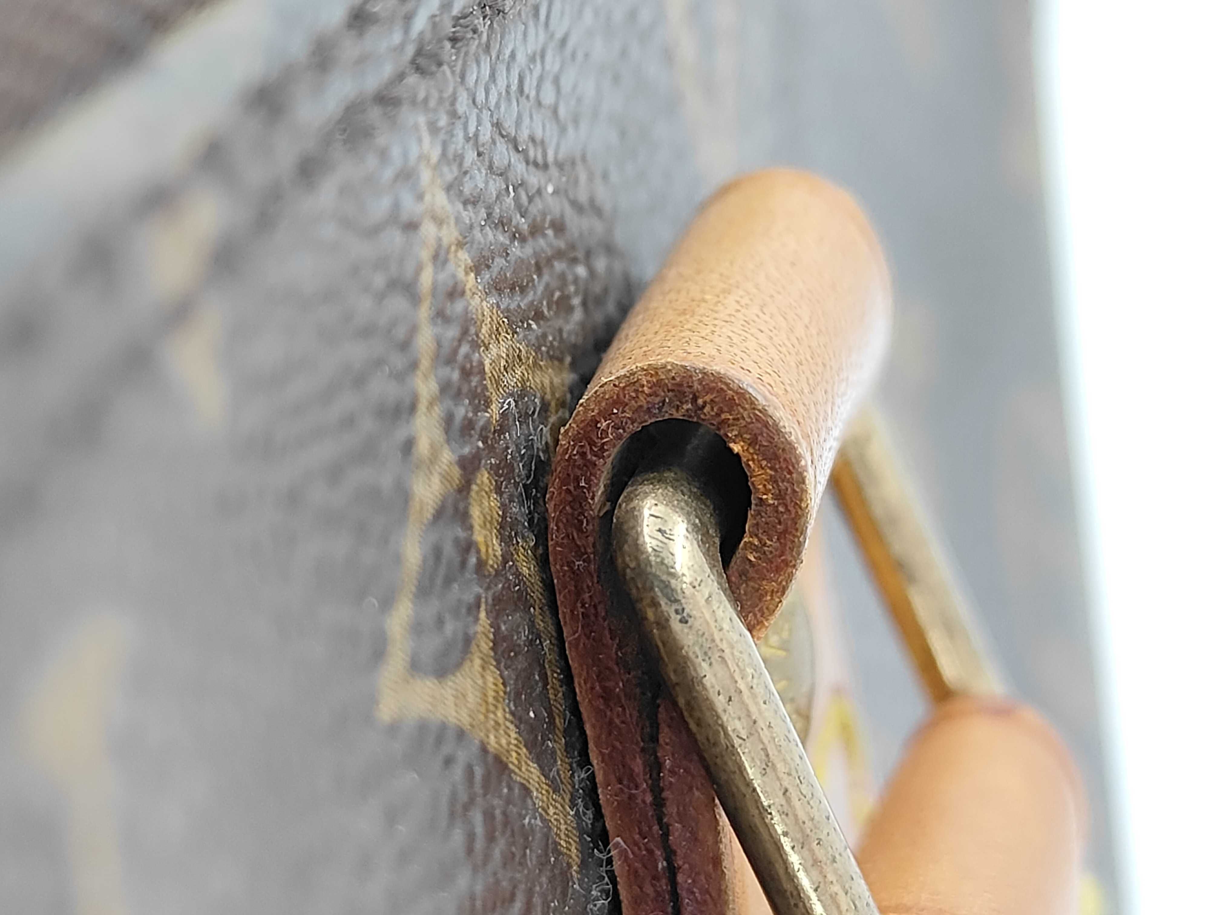 LV handbag — view 5